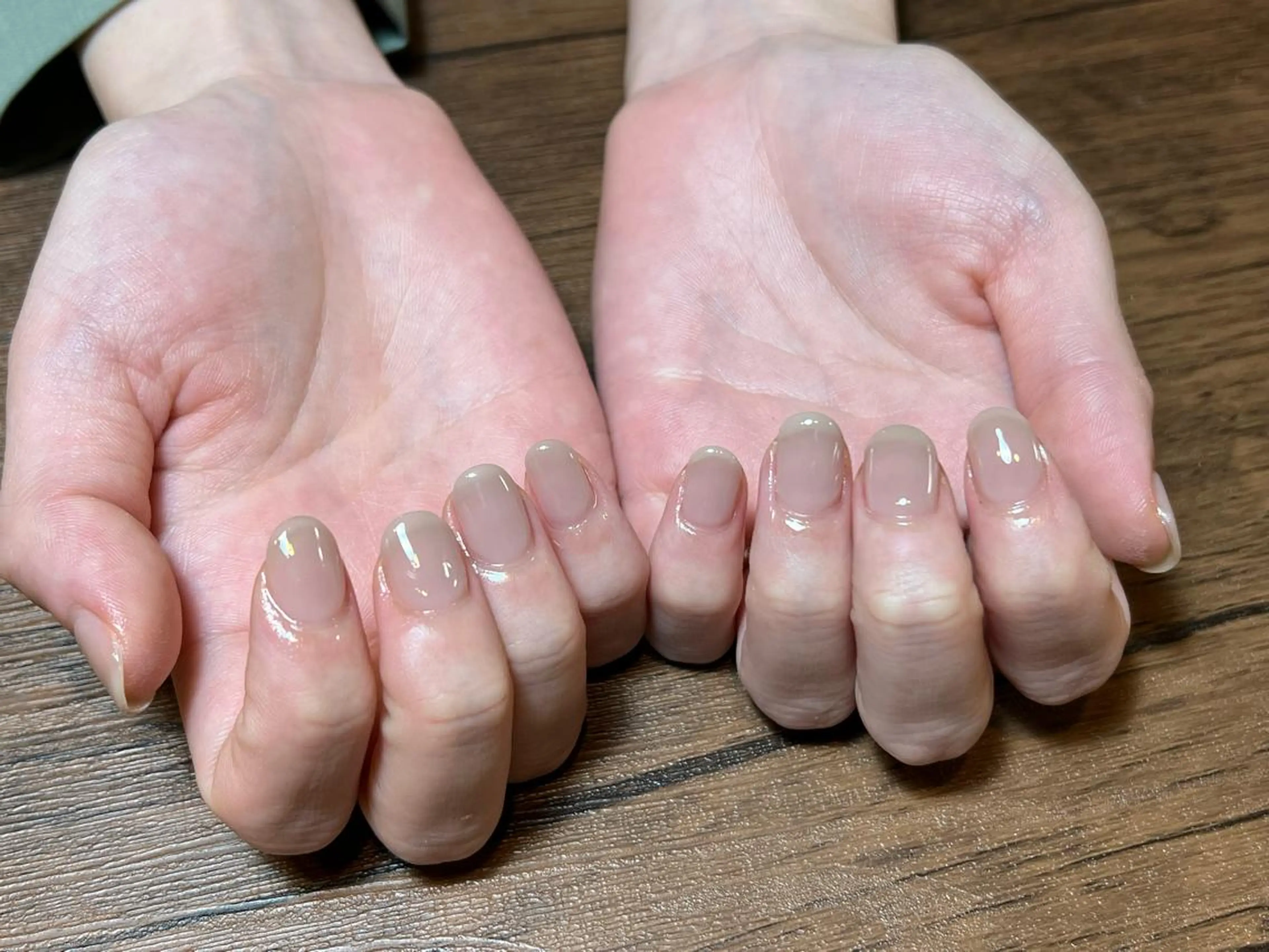 ネイル ハンドネイル HENRIETTA NAILSALONのネイルデザイン