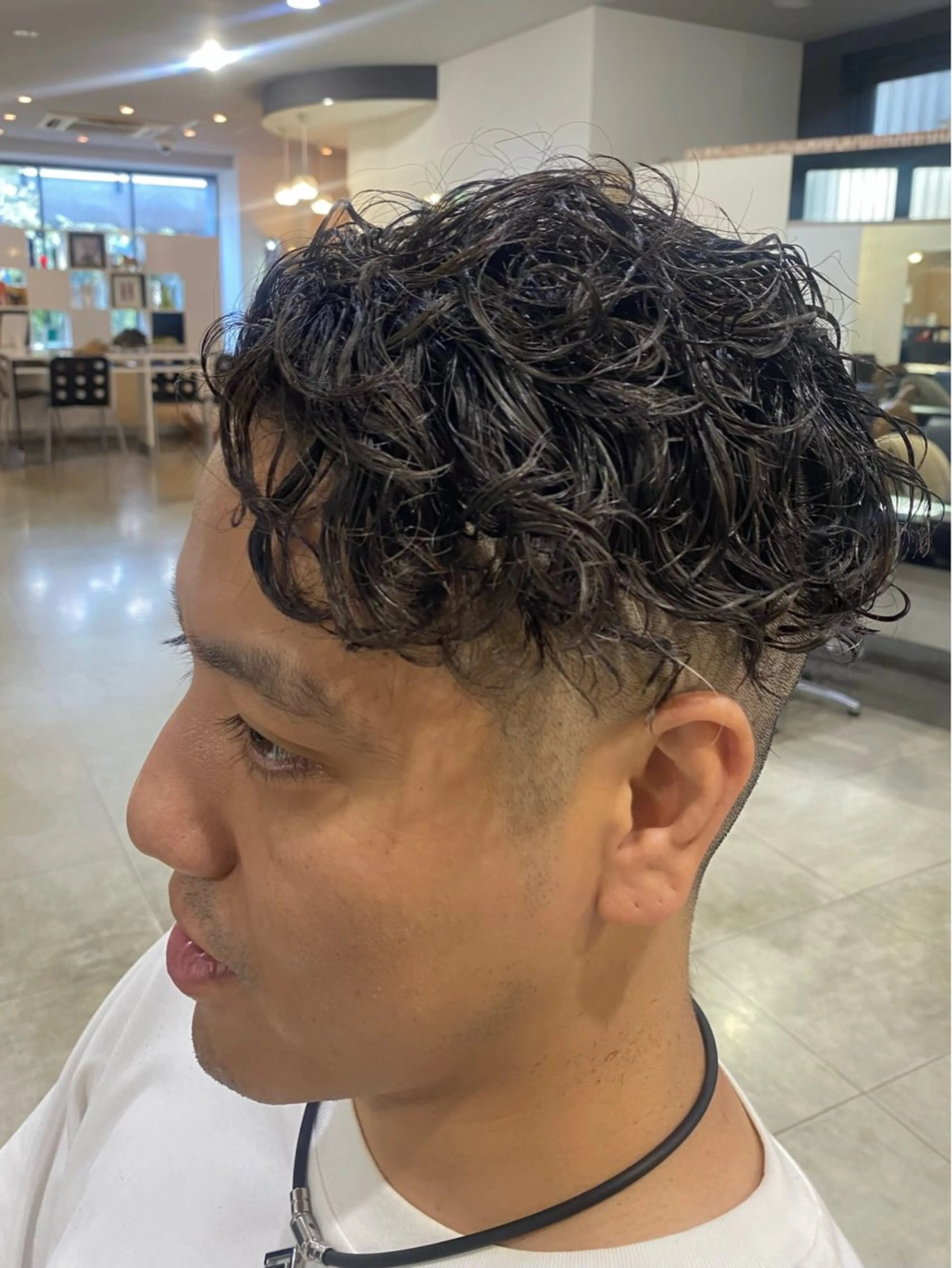 ミディアム パーマ ヘアアレンジ メンズ 烏山 達也のヘアスタイル