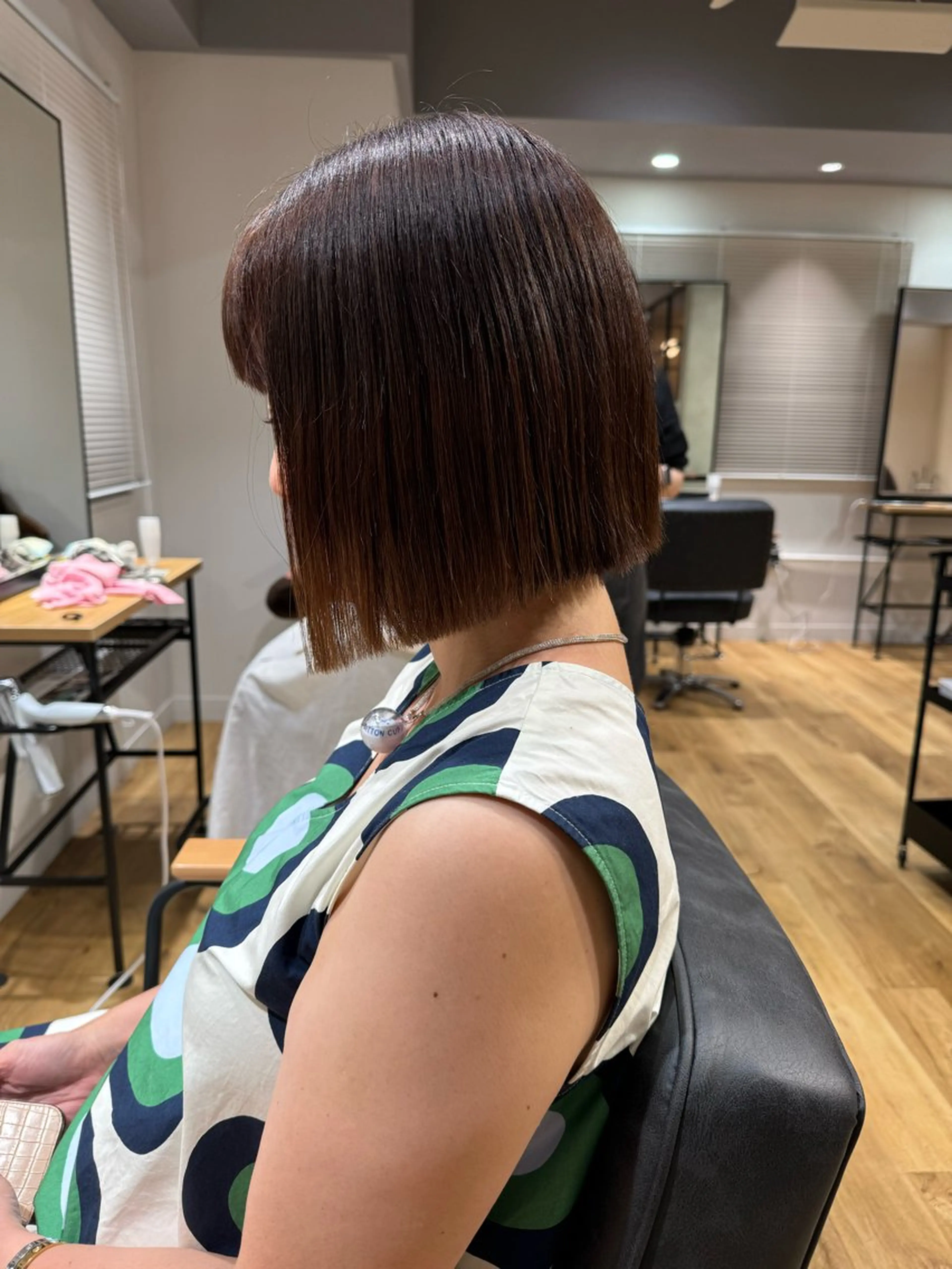 ミディアム ボブ 安藤 航平のヘアスタイル