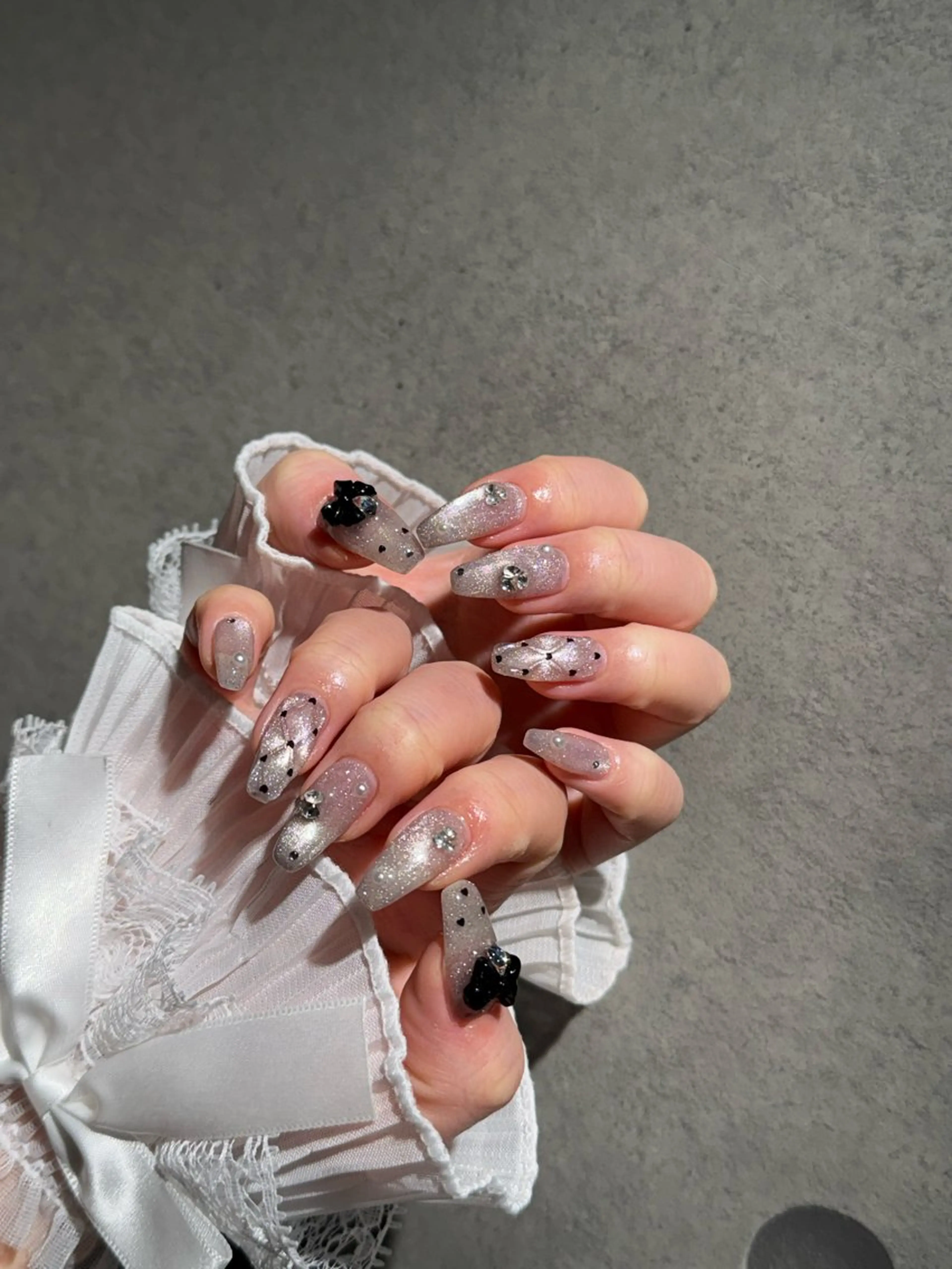 ネイル I-nailロング /ワンホン/キラキラのネイルデザイン