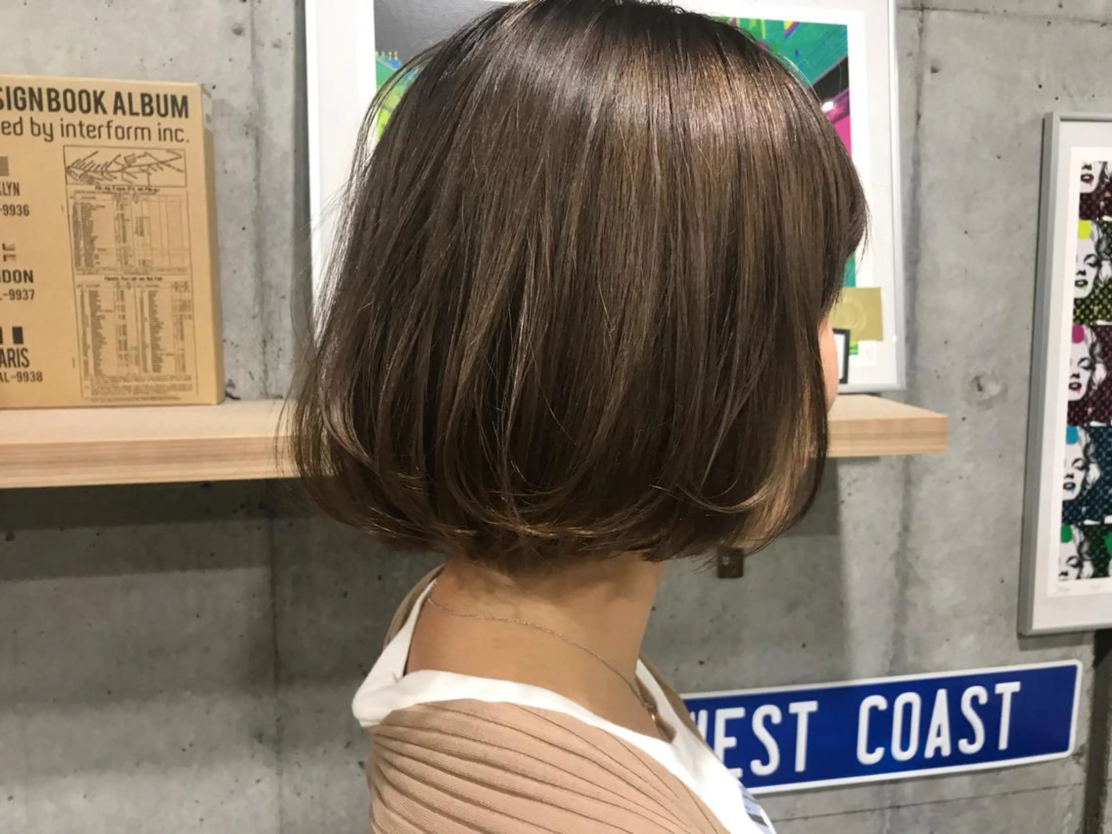 ショート カラー ベージュカラー ミルクティーベージュ 竹嶌 健吾のヘアスタイル