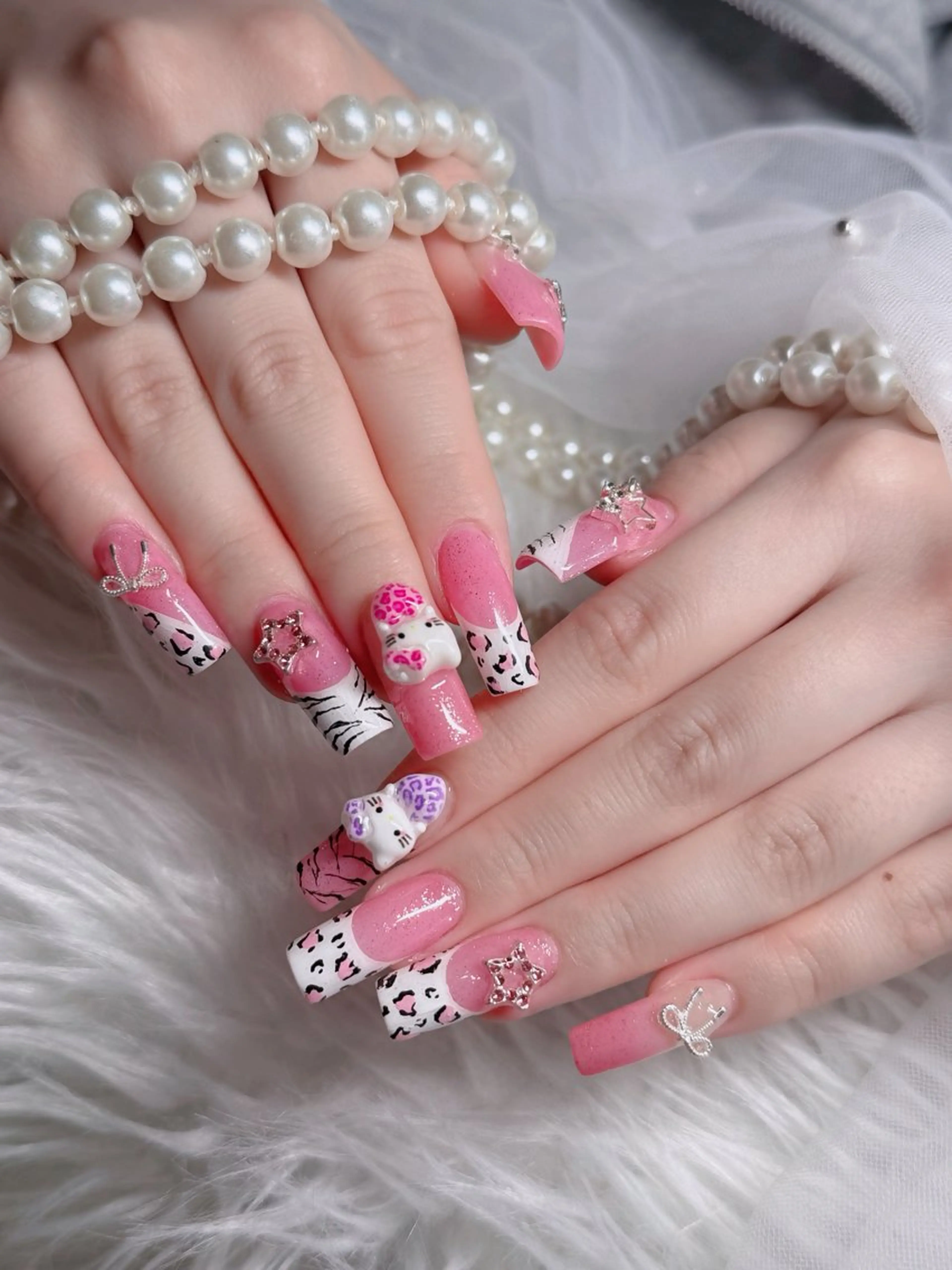 ネイル アートネイル ボルドー フレンチネイル ジェルネイル 氷ネイル・うるうるネイル ハンドネイル H.baby Nail Salonのネイルデザイン