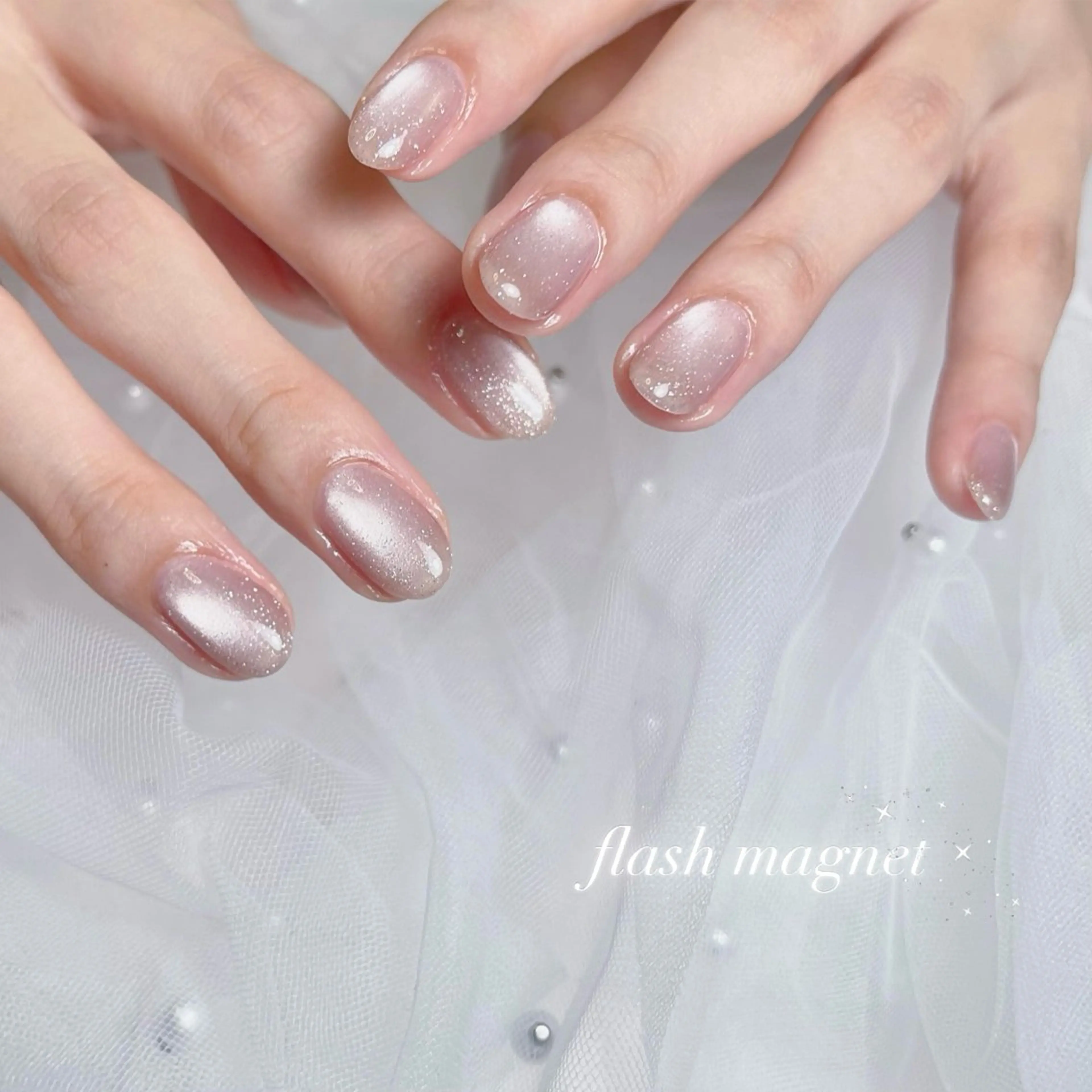 ネイル 長さ出し フラッシュネイル 韓国ネイル マグネットネイル ワンカラーネイル ハンドネイル RE SALONのネイルデザイン