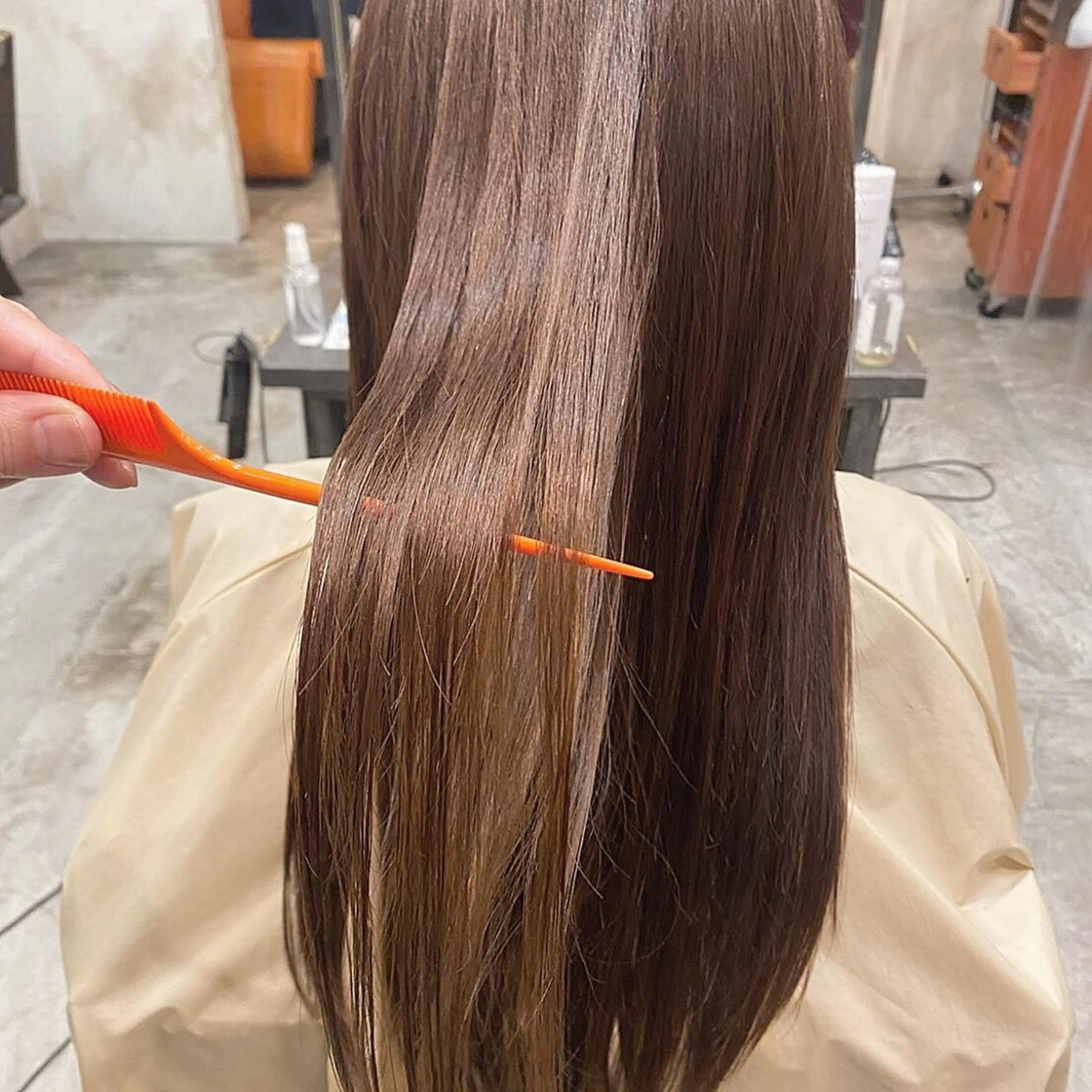 ロング イヤリングカラー Ai 浅草橋店のヘアスタイル