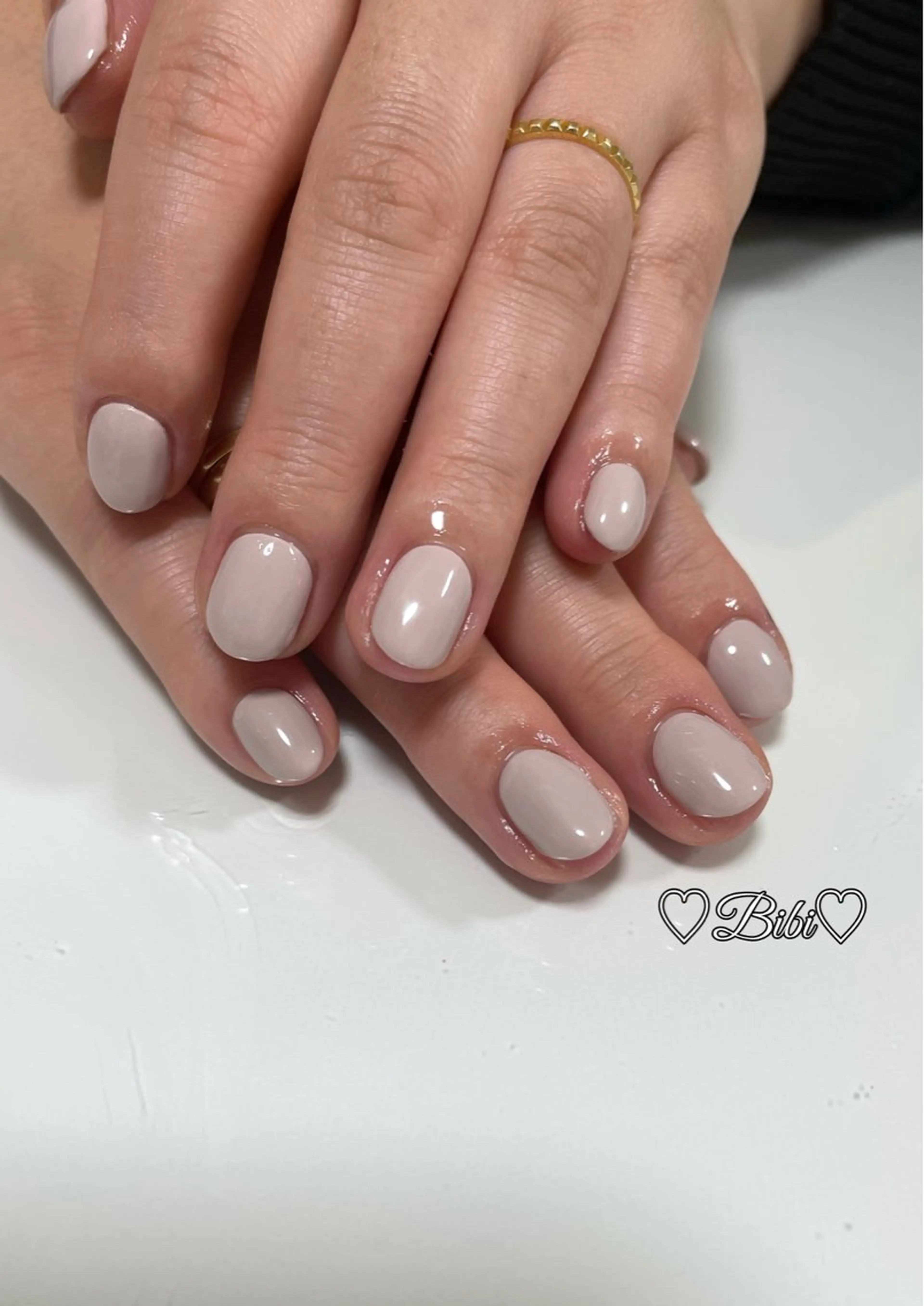 ネイル アートネイル フラッシュネイル ラメ(グリッター) シルバー スクエアネイル ♡Bivi♡自爪に 優しいネイルサロンのネイルデザイン