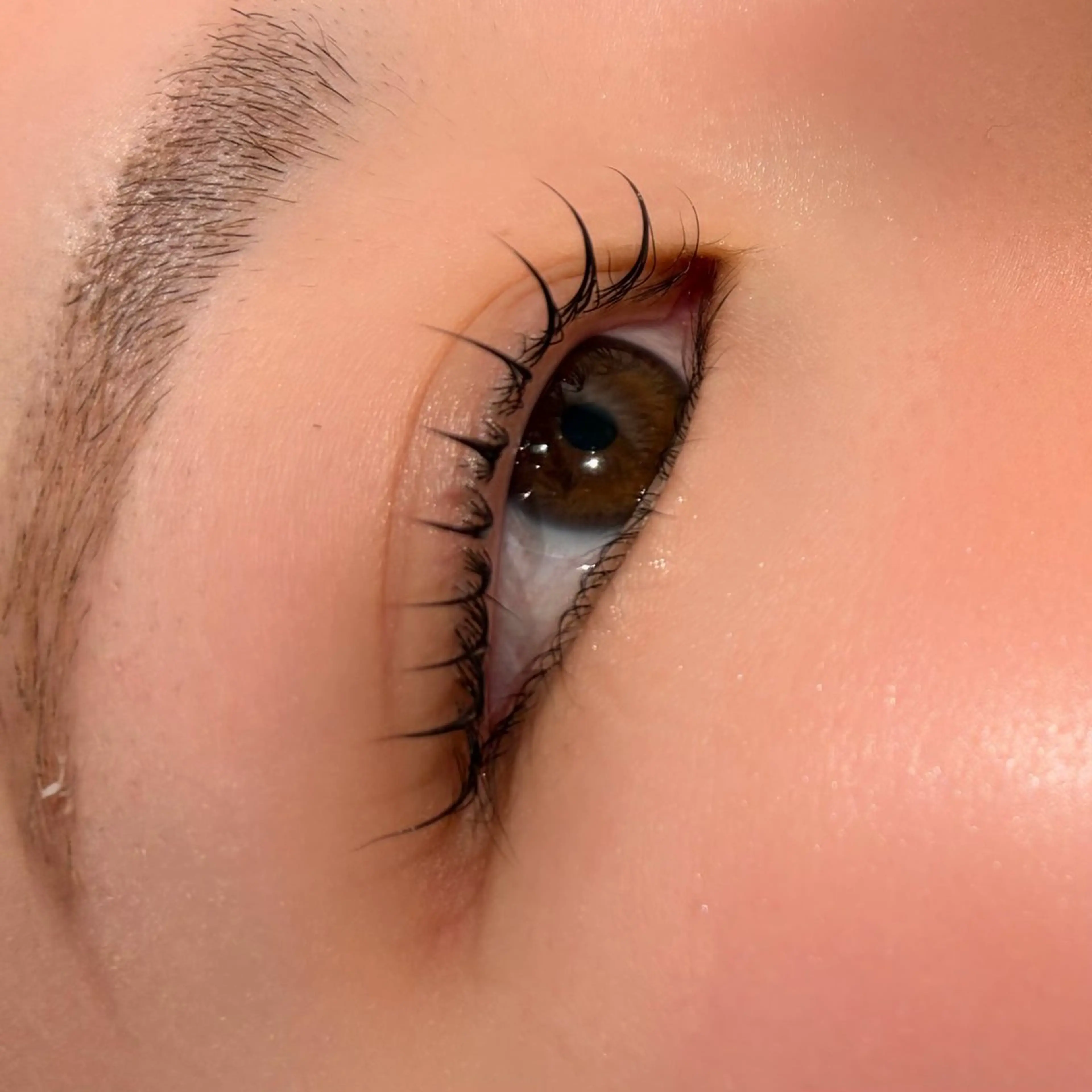 マツエク・マツパ マツパ Yamada Ami🪐のヘアスタイル