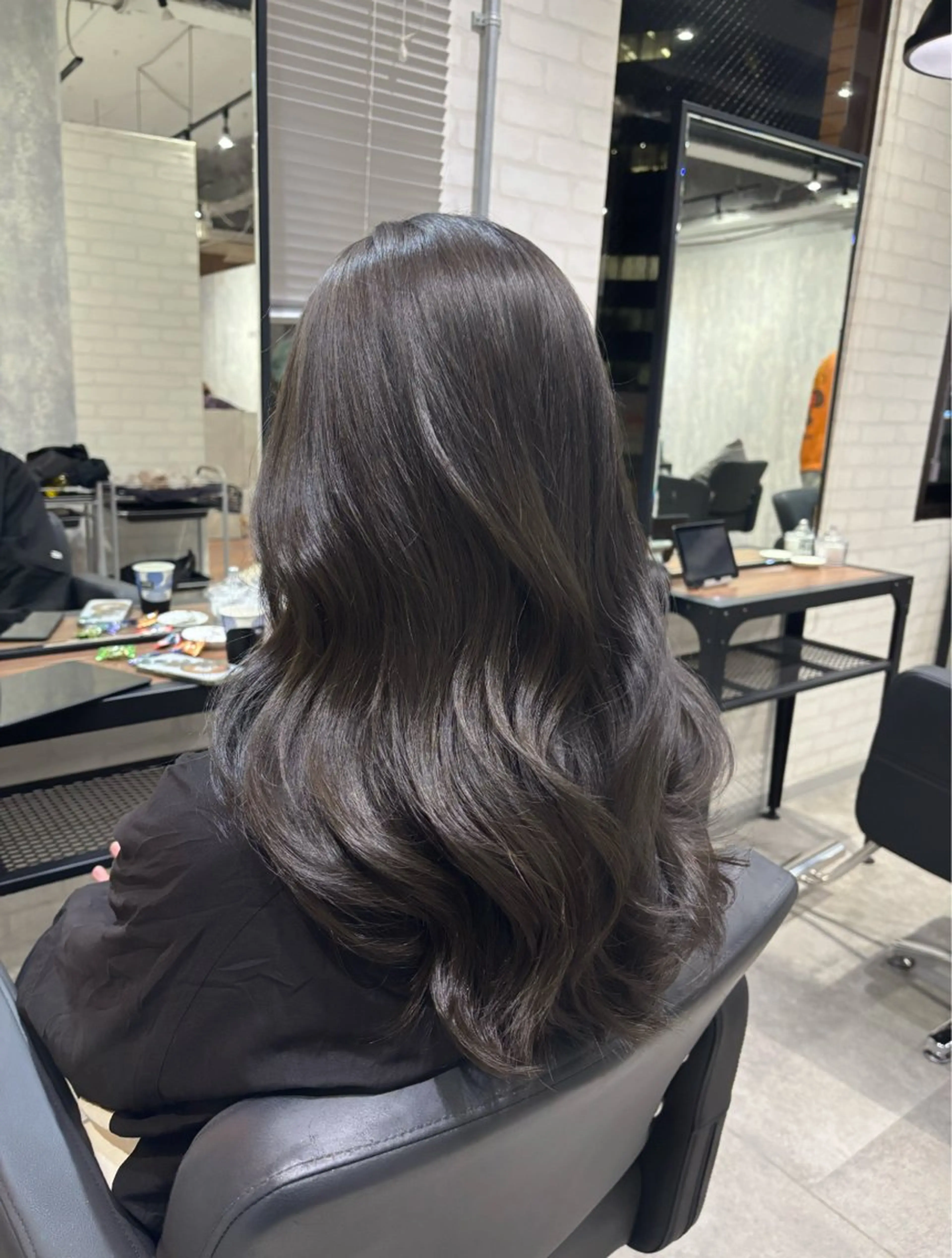セミロング カラー ヘアアレンジ ヘアカラー トリートメント kei🤎ベージュ /透明感カラー/博多のヘアスタイル