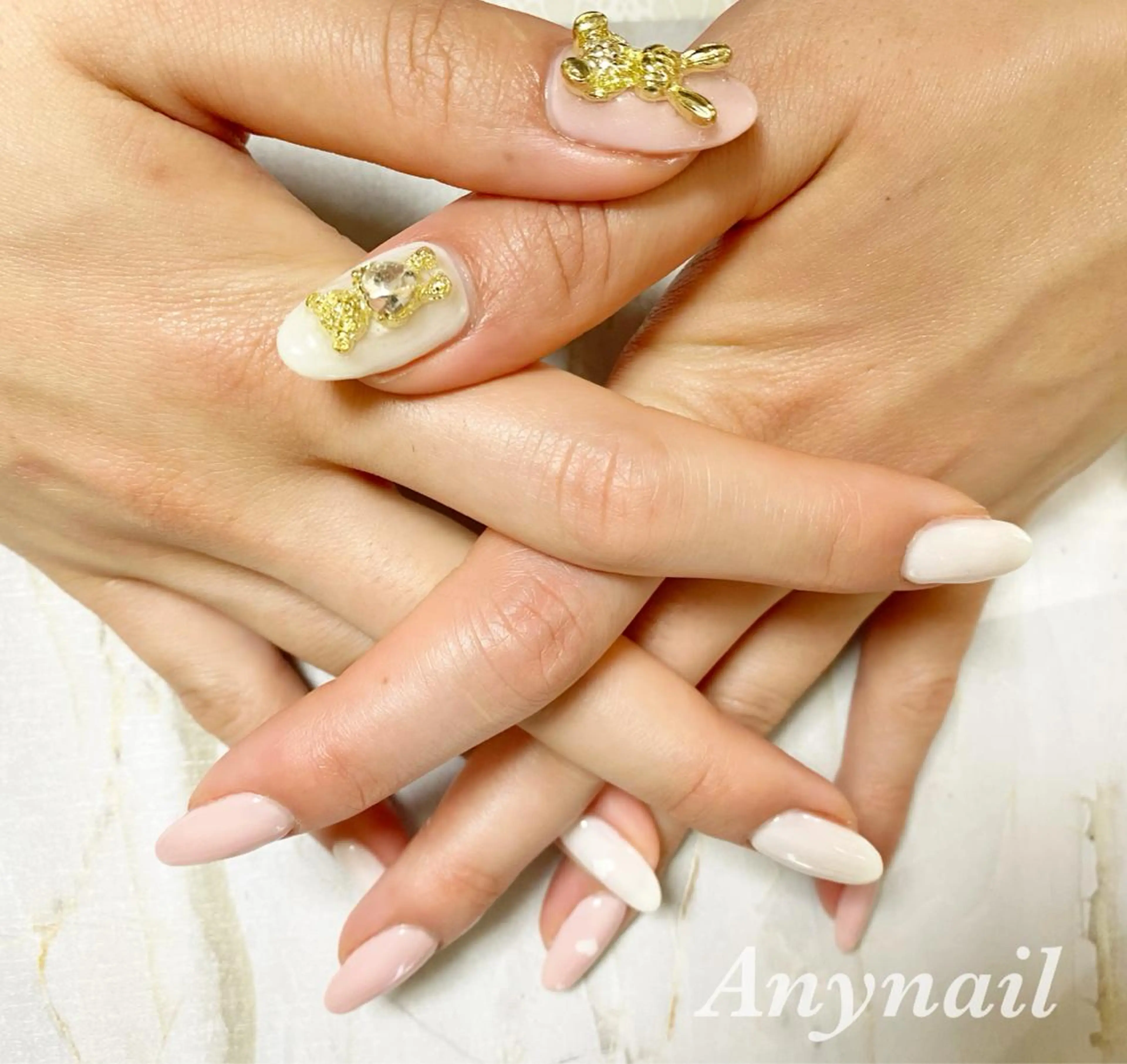 ネイル ブルー ワンカラーネイル ピンク 岩澤 恵子のネイルデザイン