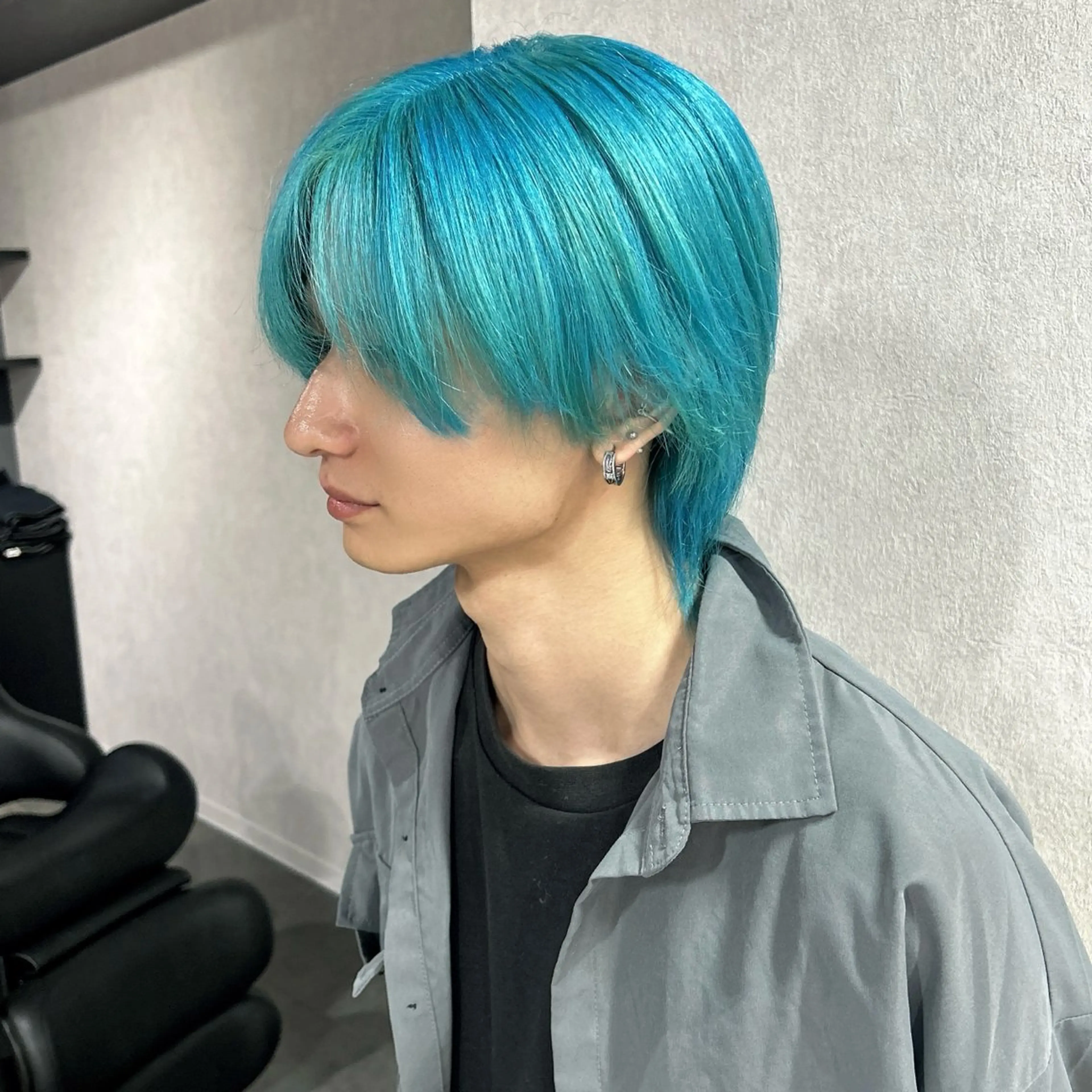 カラー メンズ ★デザインカラー ハイトーン ももか★のヘアスタイル