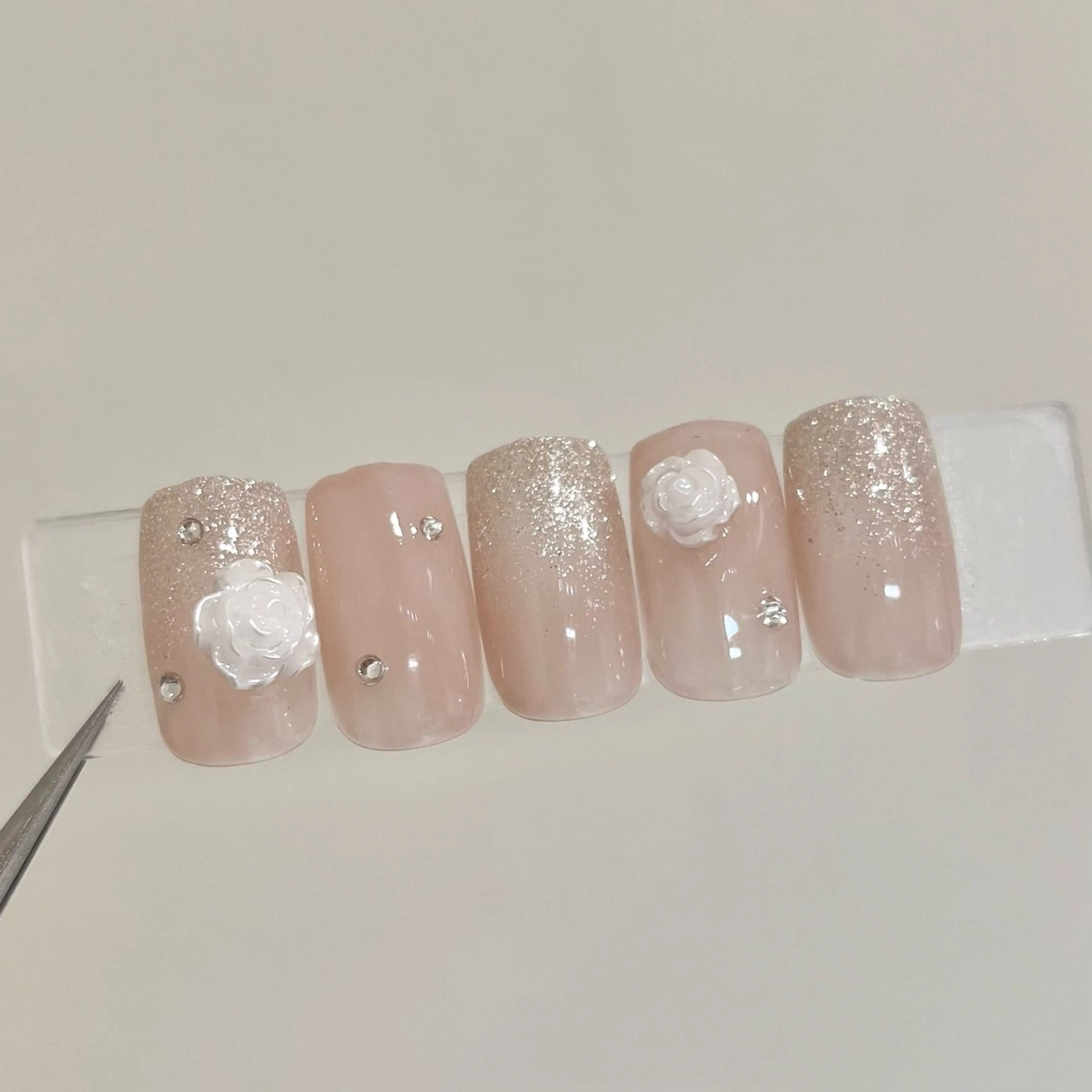 ネイル 🎀チーク/ちゅるん 🫧chisa🎀のネイルデザイン