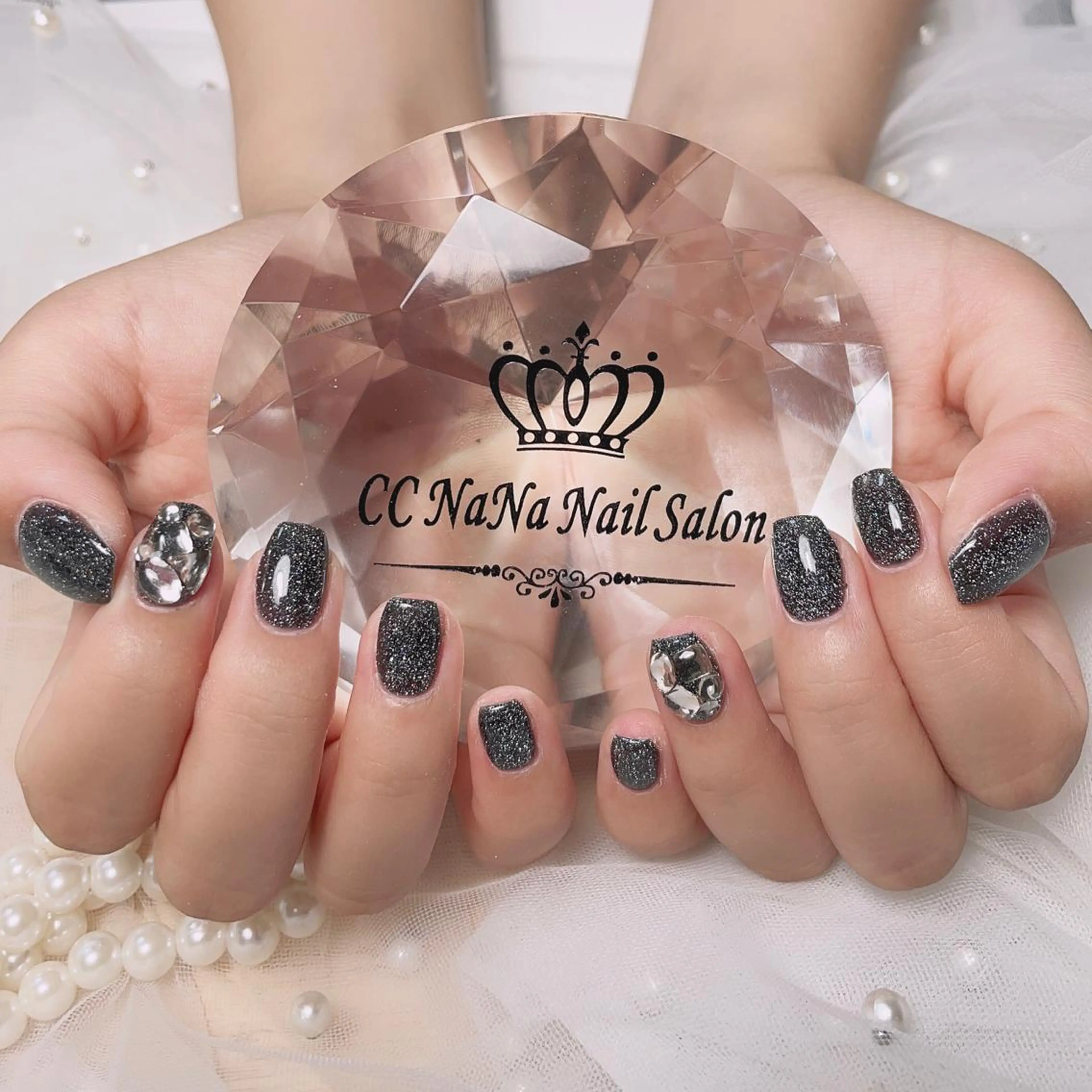 ネイル チークネイル フラッシュネイル ジェルネイル ハート キラキラネイル ハンドネイル 桃井 香り パラジェル取扱店🦋のネイルデザイン