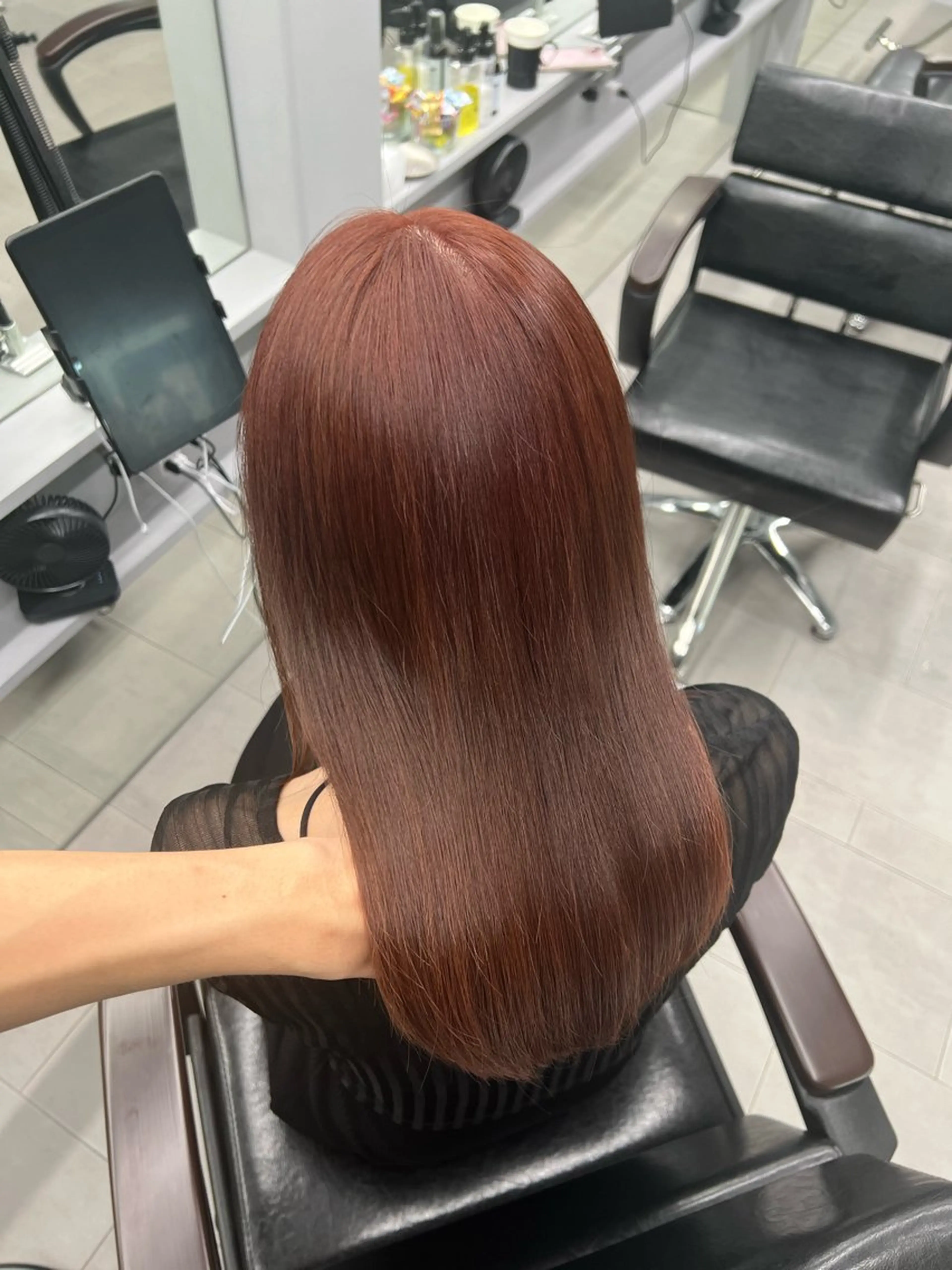 カラー ブリーチ ブラウンカラー ブリーチなしカラー ピンクカラー 【似合わせカラー】 西口嶺河のヘアスタイル