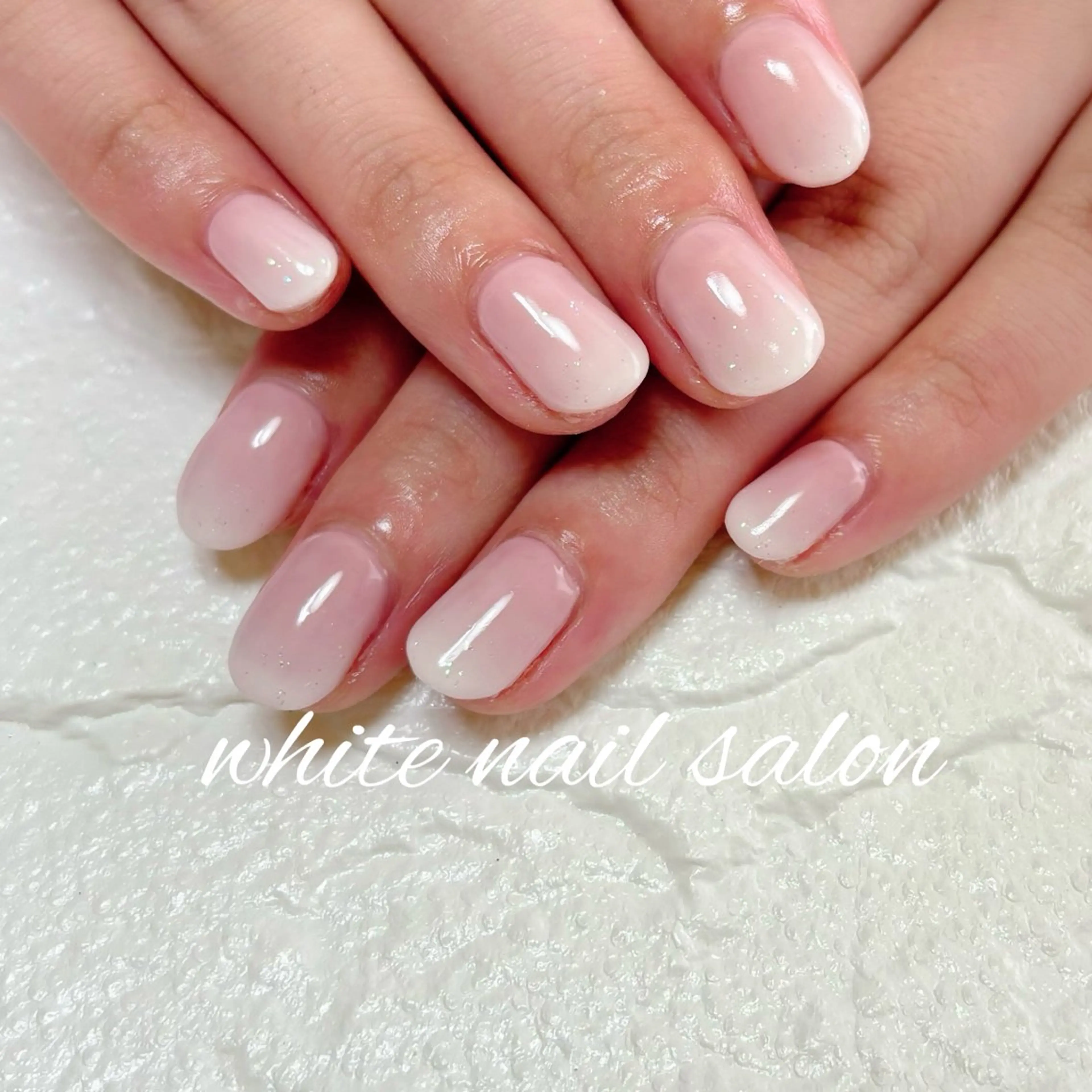ネイル ホワイト ハンドネイル white nail salonのネイルデザイン