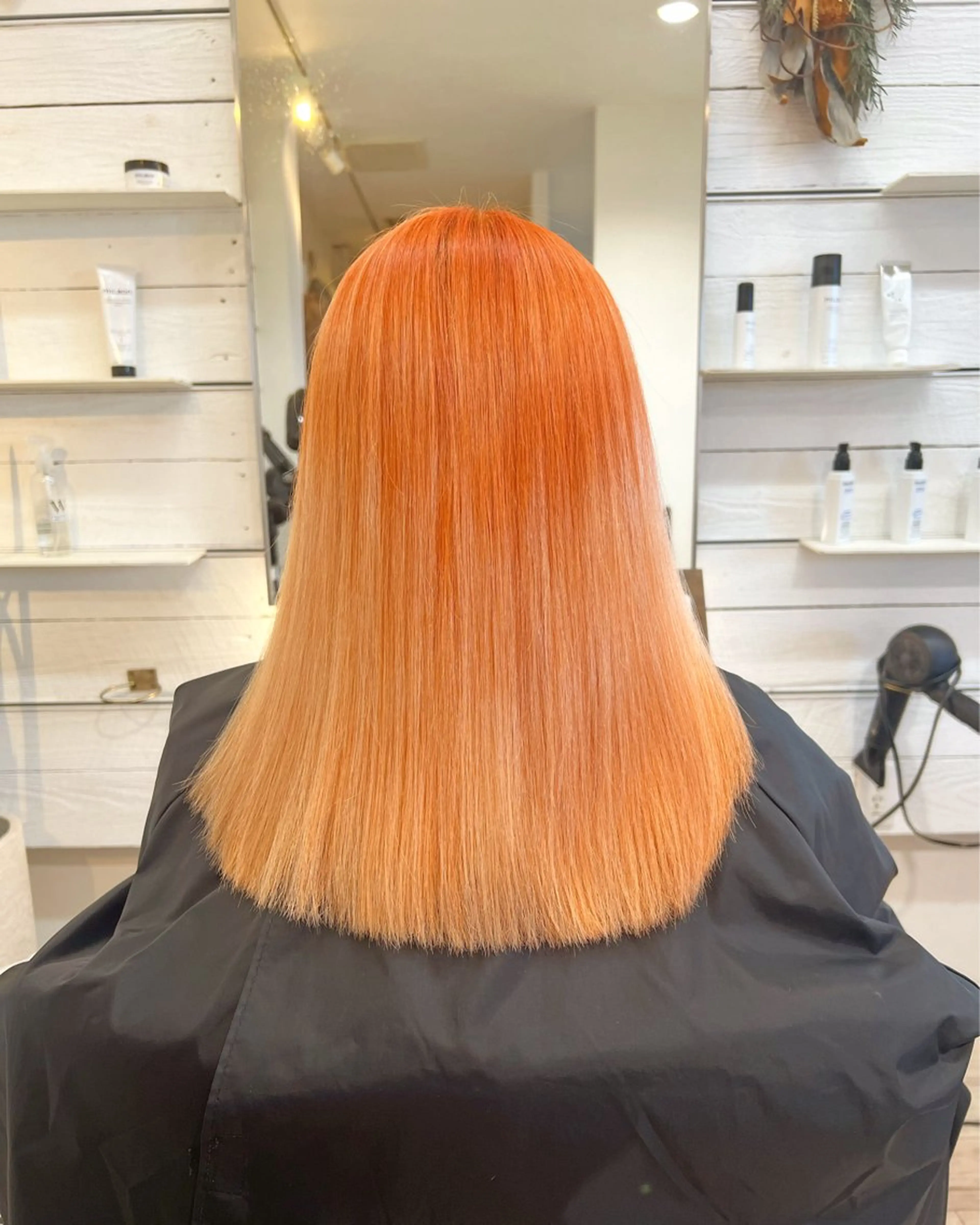 セミロング 三原 つばさのヘアスタイル