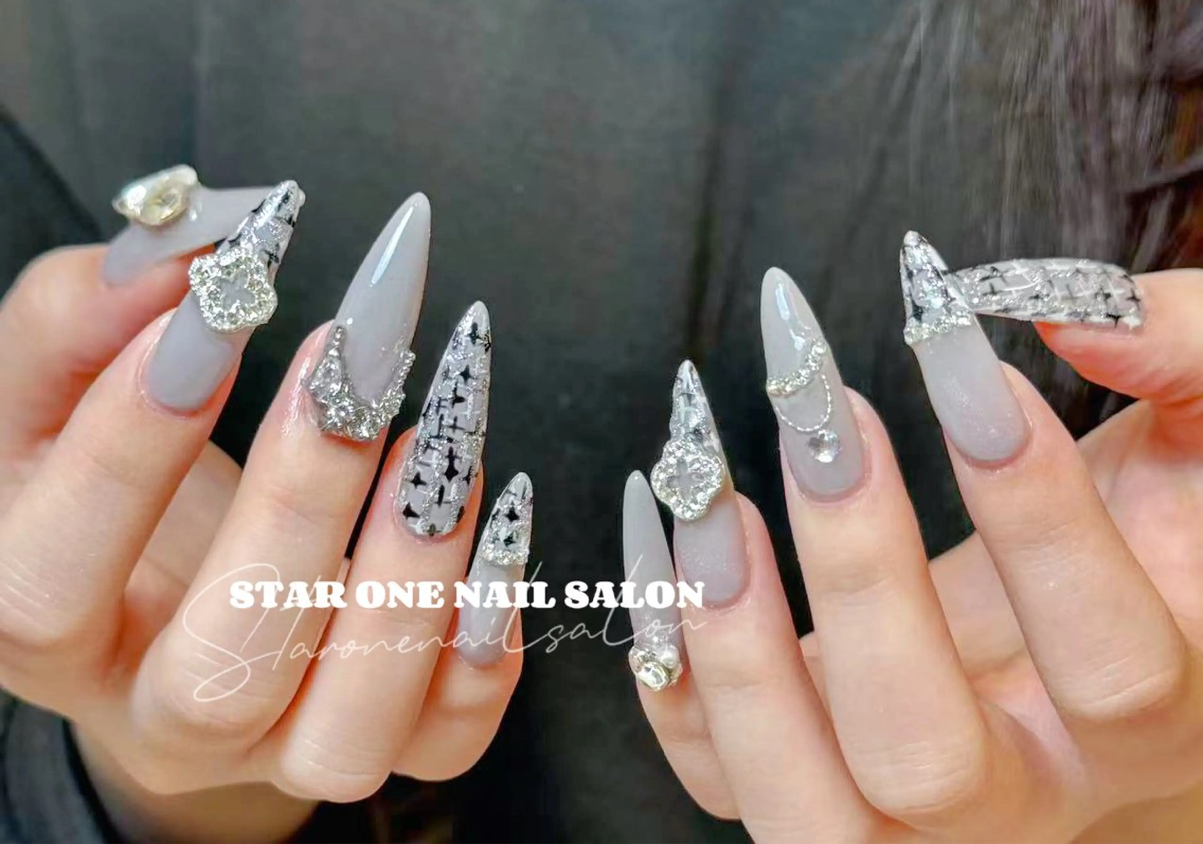 ネイル ハンドネイル 星 あみのネイルデザイン