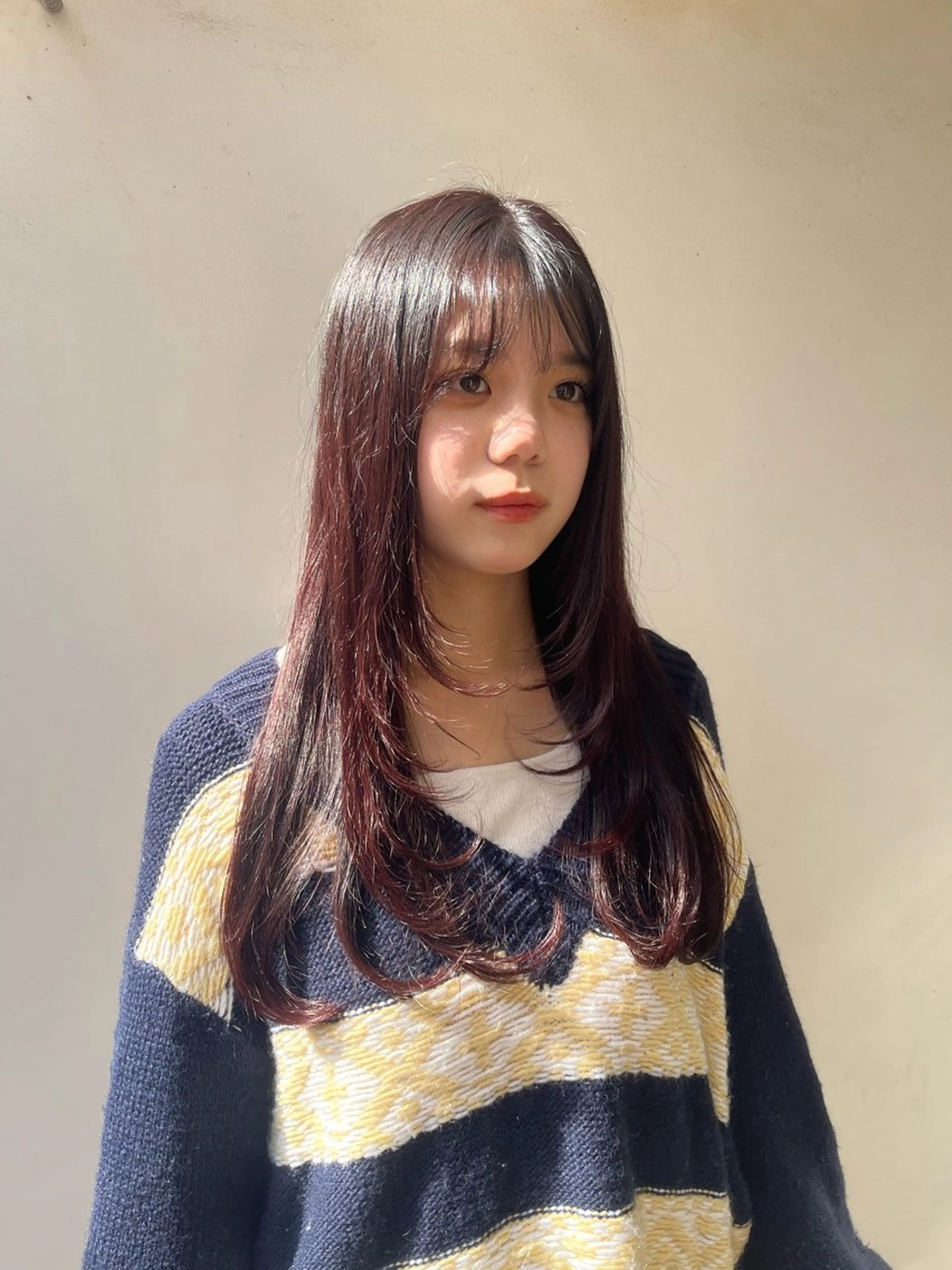 ロング レイヤーカット ヘアカラー 韓国風透明感カラー 💎YUI💎のヘアスタイル