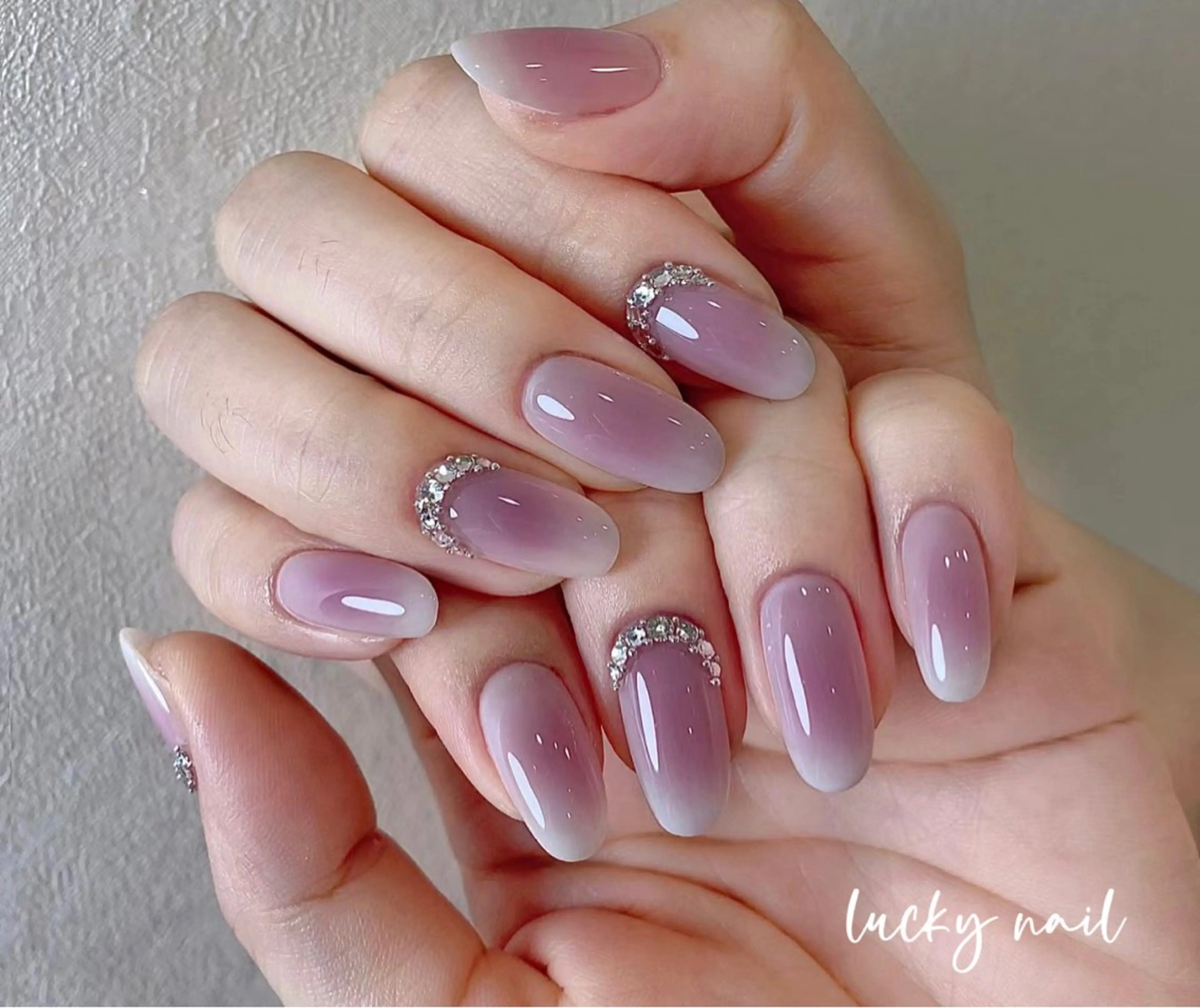 ネイル チークネイル 長さ出し ジェルネイル マグネットネイル 持ち込み ハンドネイル ハンドケア Lucky nail 小林和希のネイルデザイン