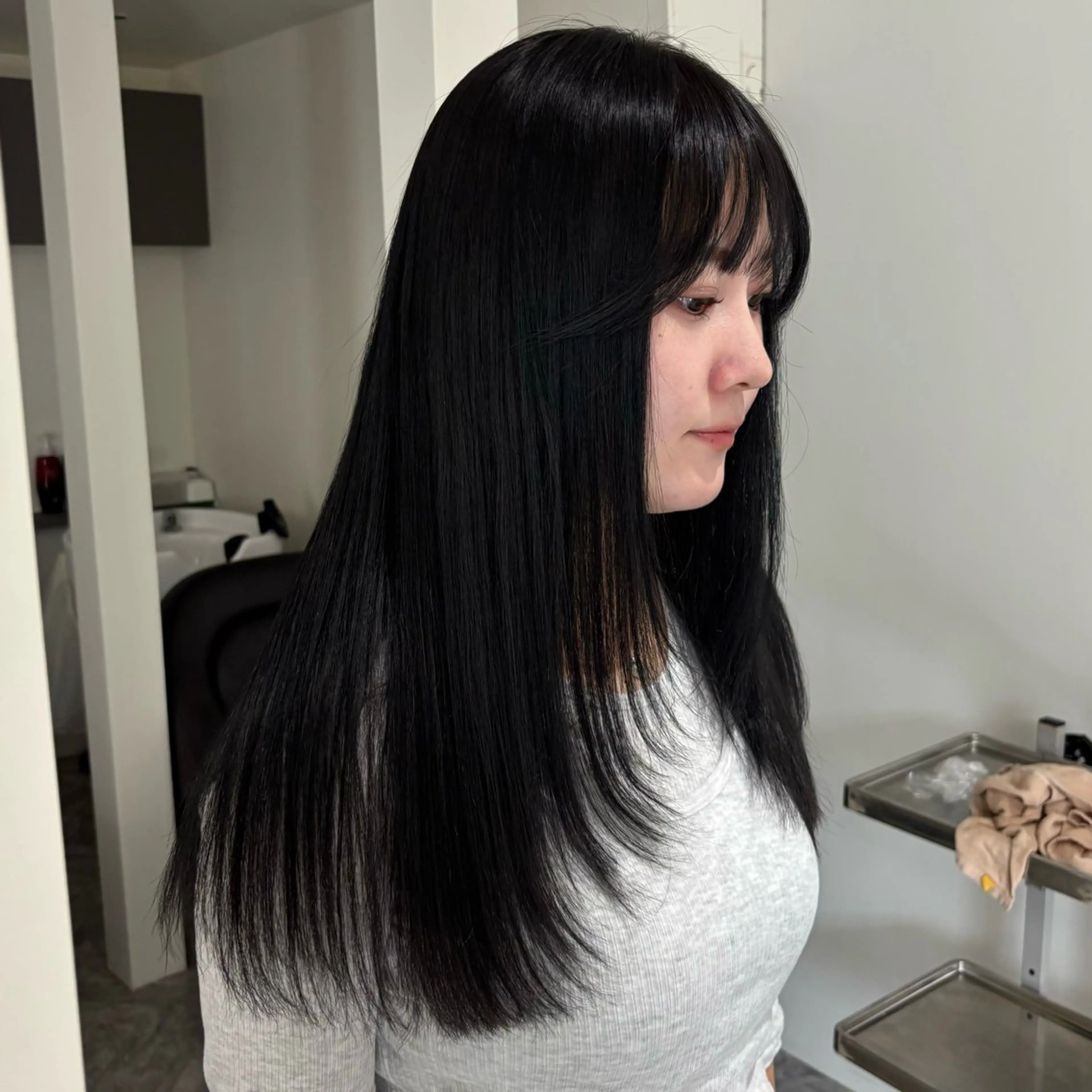 ロング カット ヘアカラー トリートメント 盛れる透明感カラー・ momokaのヘアスタイル