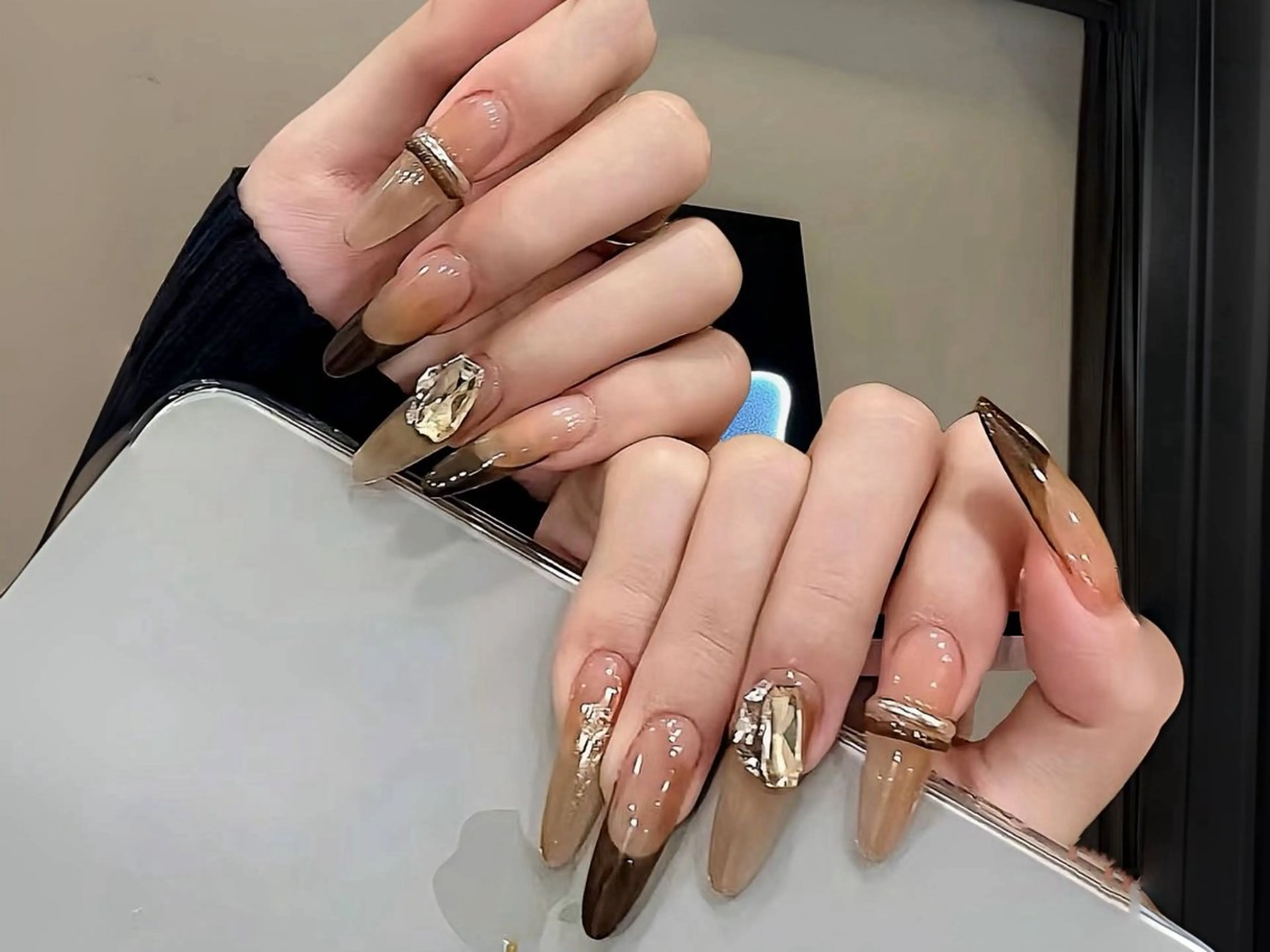 ネイル アートネイル チークネイル 長さ出し フットネイル ジェルネイル 山田 由奈のネイルデザイン