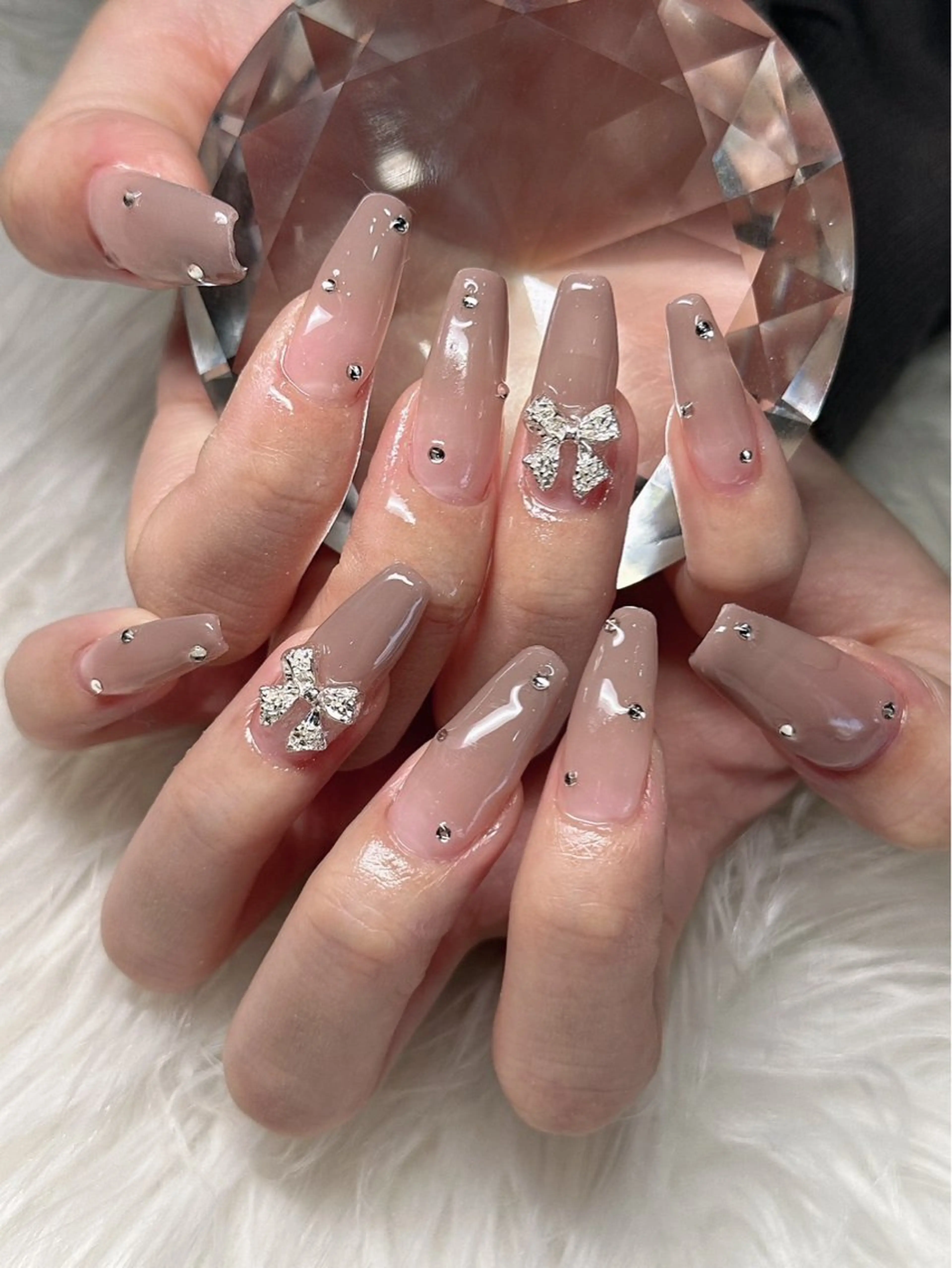 ネイル ハンドネイル nail&eye Ariesのネイルデザイン