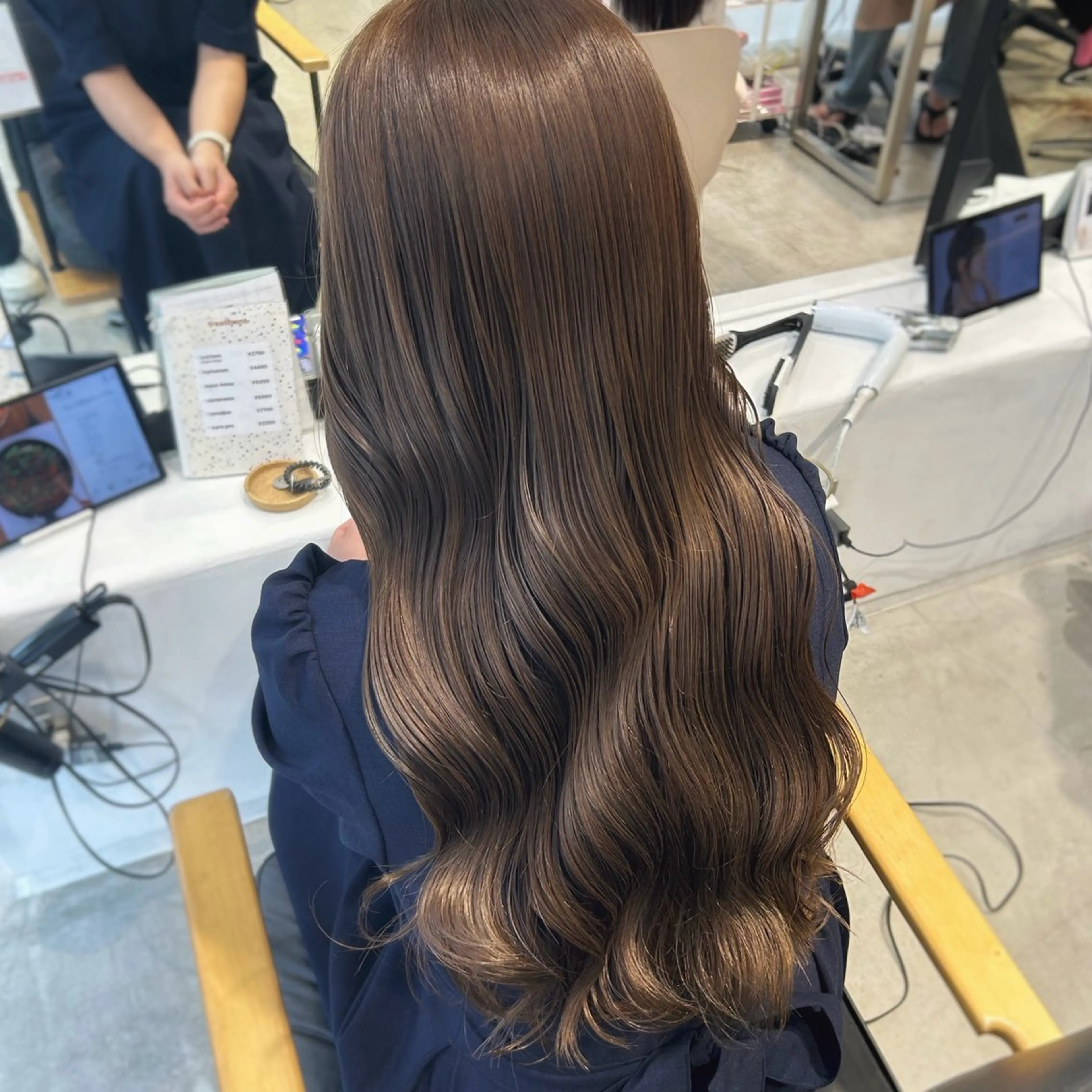 ロング カラー ベージュカラー ながい りなのヘアスタイル