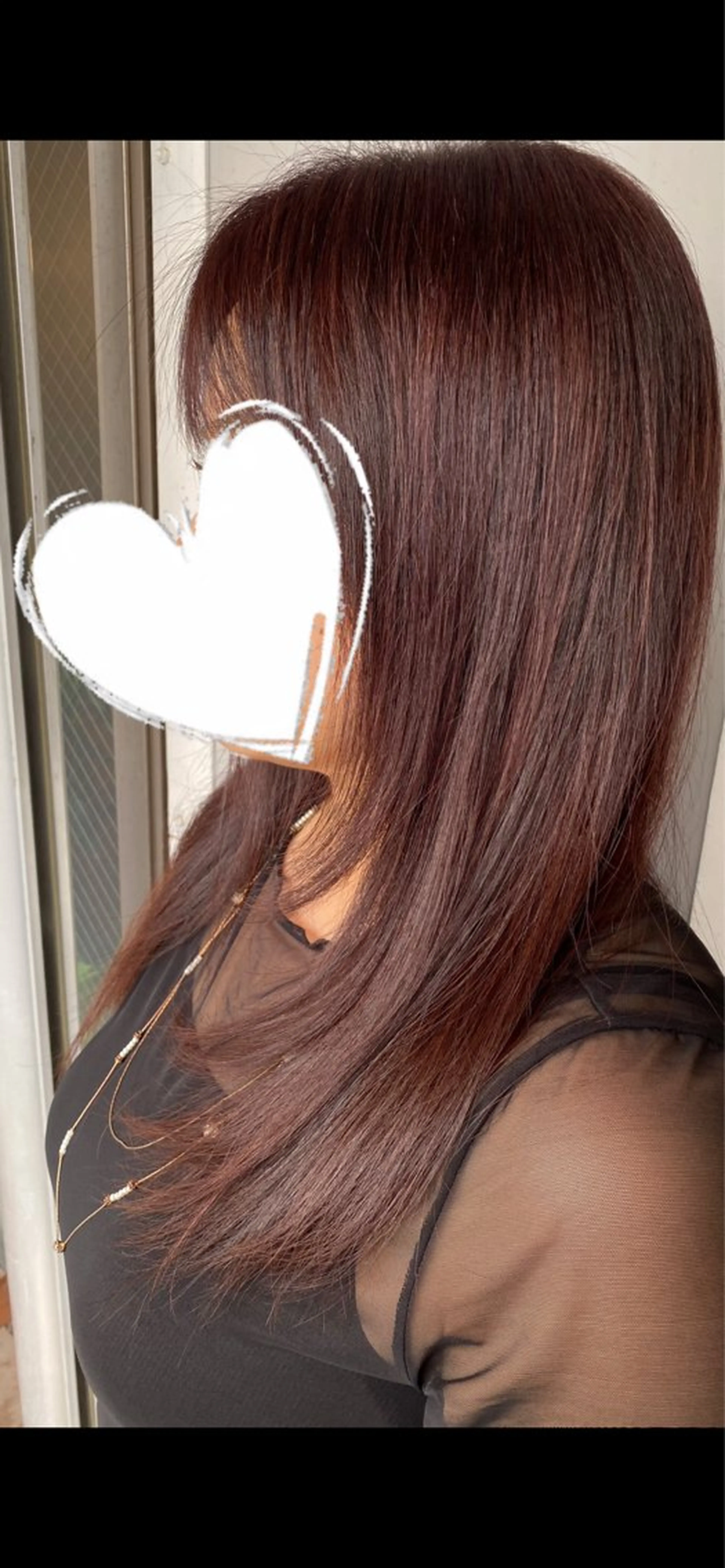 セミロング 顔まわりレイヤー 顔周りカット レイヤーカット miloc minamiのヘアスタイル