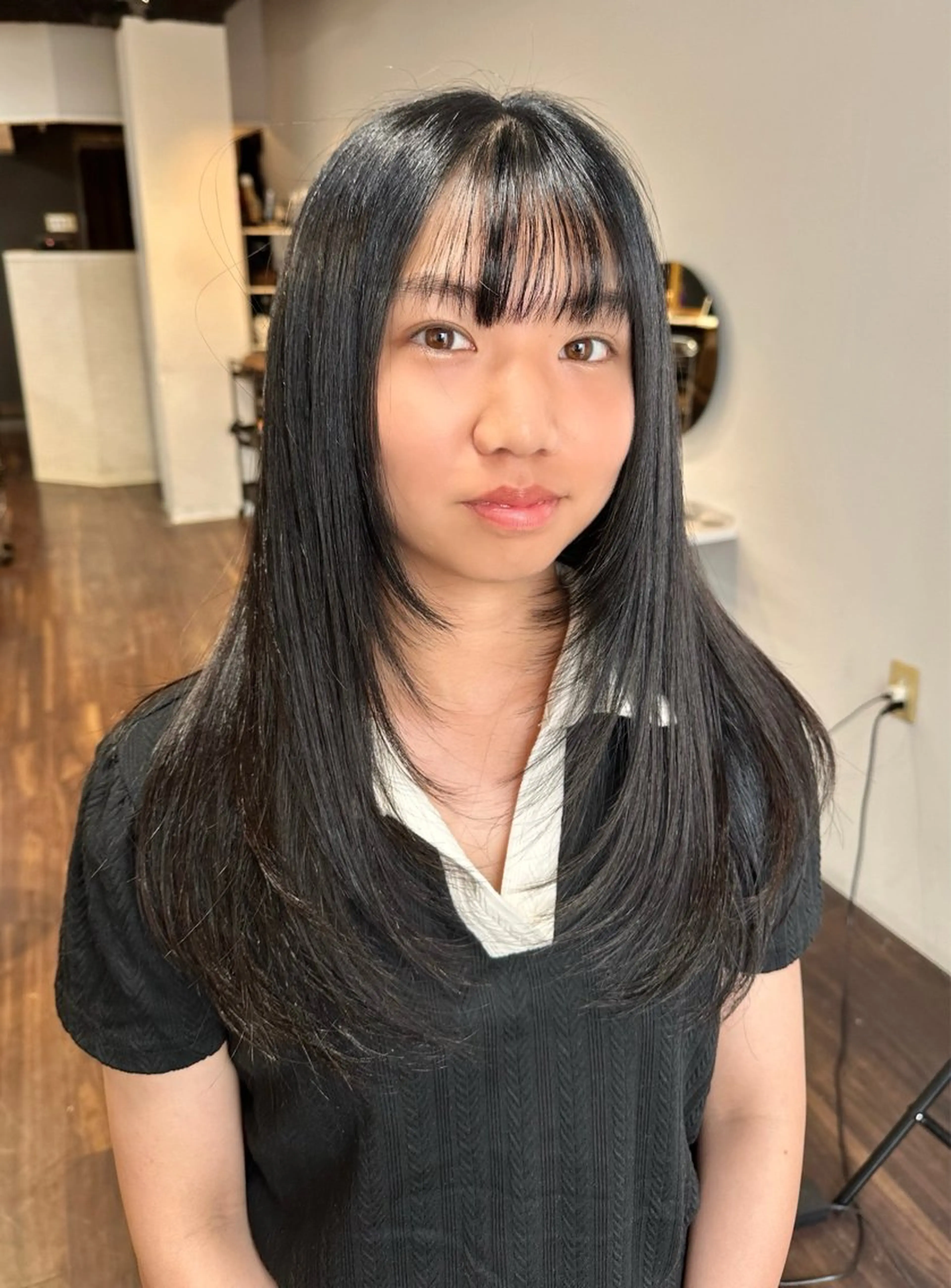 ロング カット ヘアカラー トリートメント 韓国レイヤ ー支持No.1renのヘアスタイル