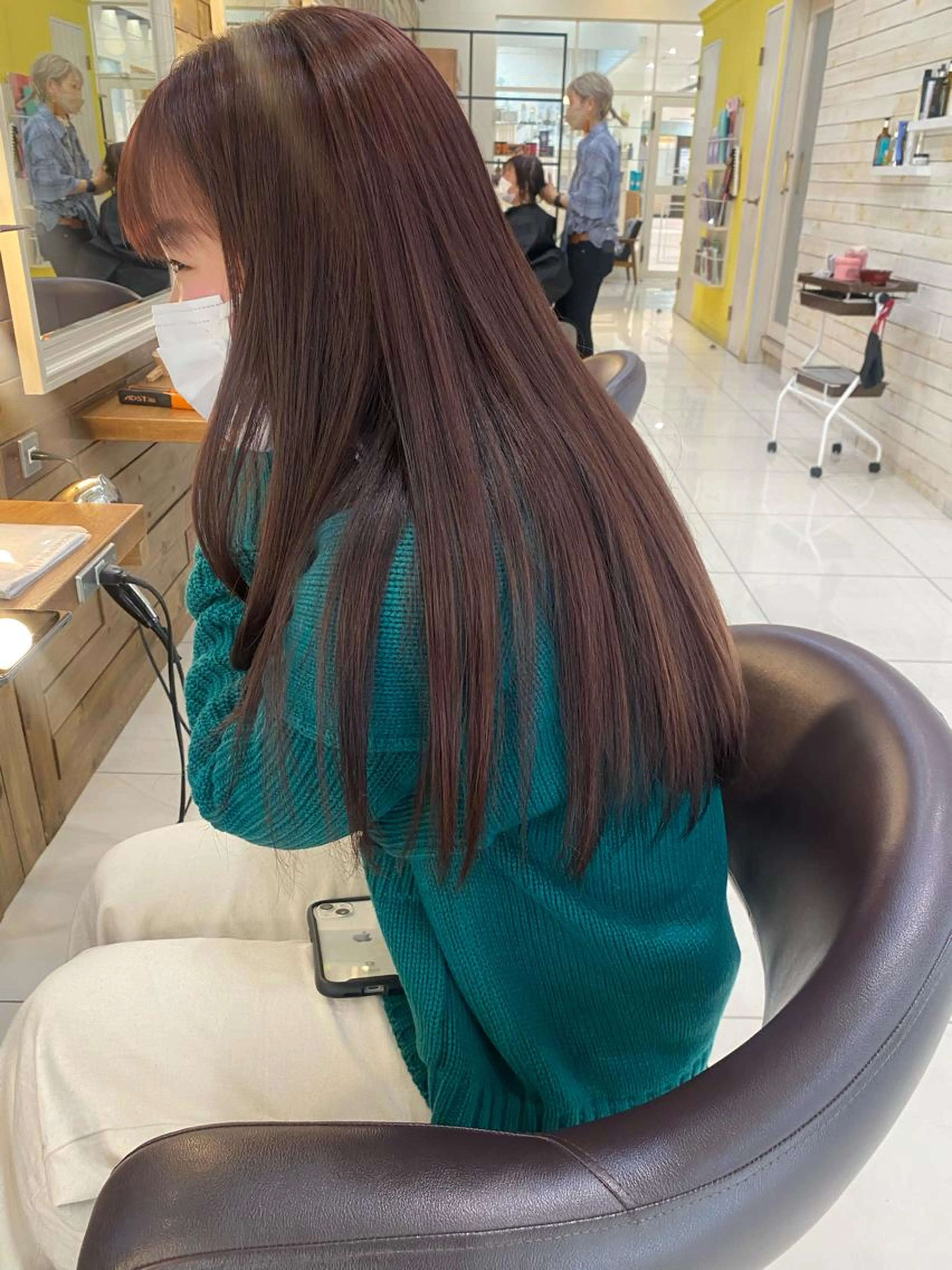 【２回目以降の方はこちら🧺】艶カラー＋さらつやトリートメントの写真