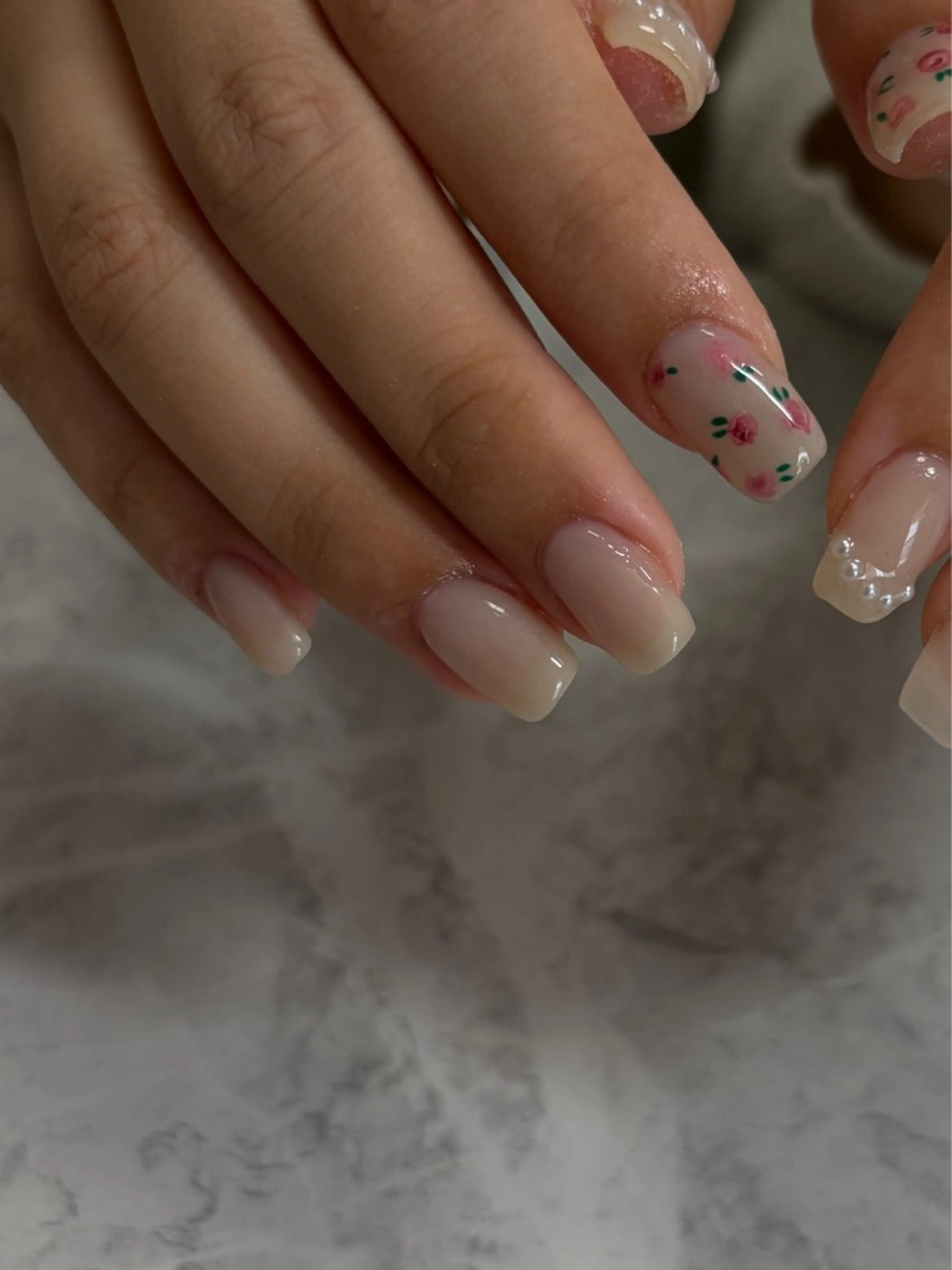 ネイル 持ち込み ハンドネイル gluck sakiのネイルデザイン