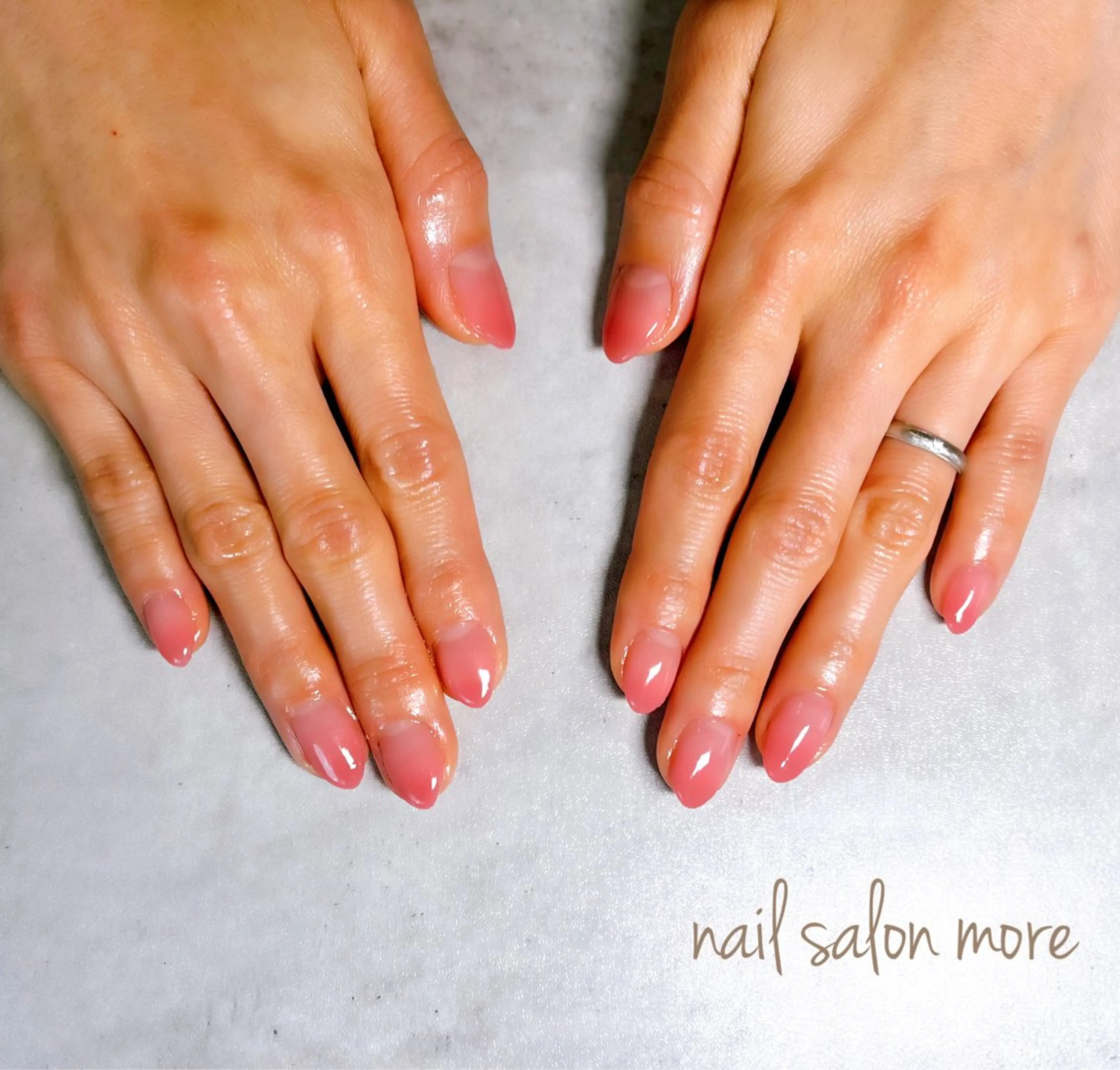 ネイル グラデーション nail salon moreのネイルデザイン