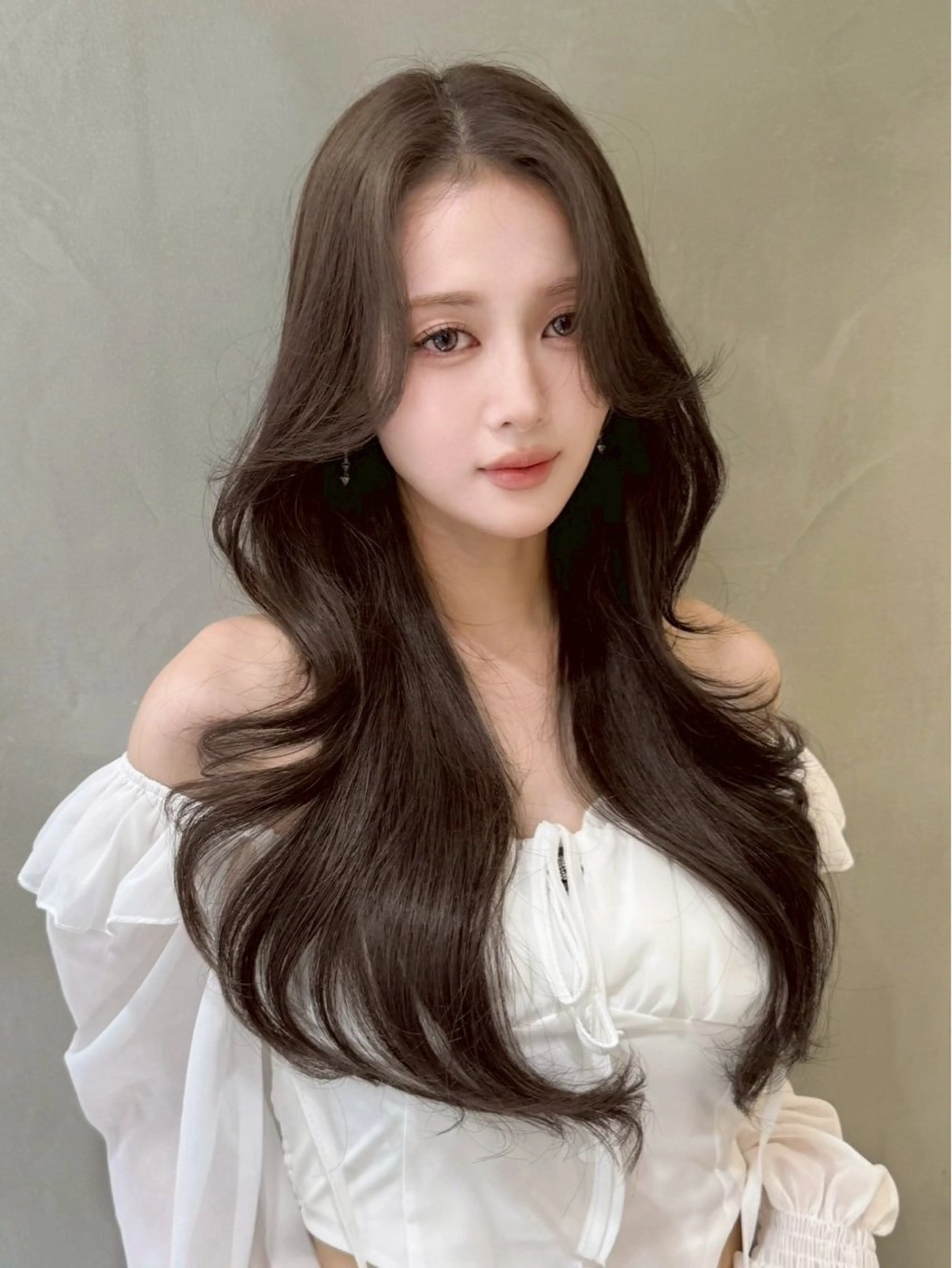 ロング カット ブリーチなしWカラー /レイヤー/設樂彩乃のヘアスタイル