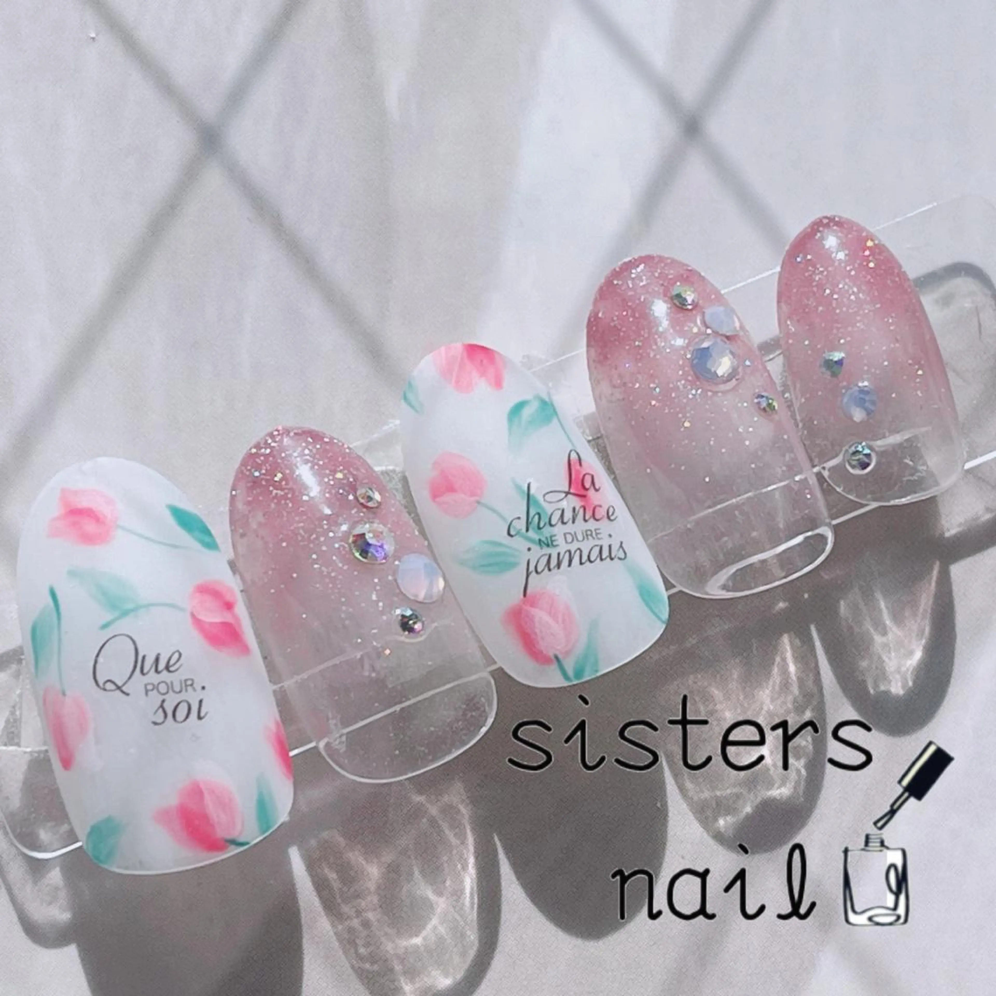 ネイル アートネイル フラワーネイル キラキラネイル 春ネイル ハンドネイル ハンドケア sisters nail.fのネイルデザイン