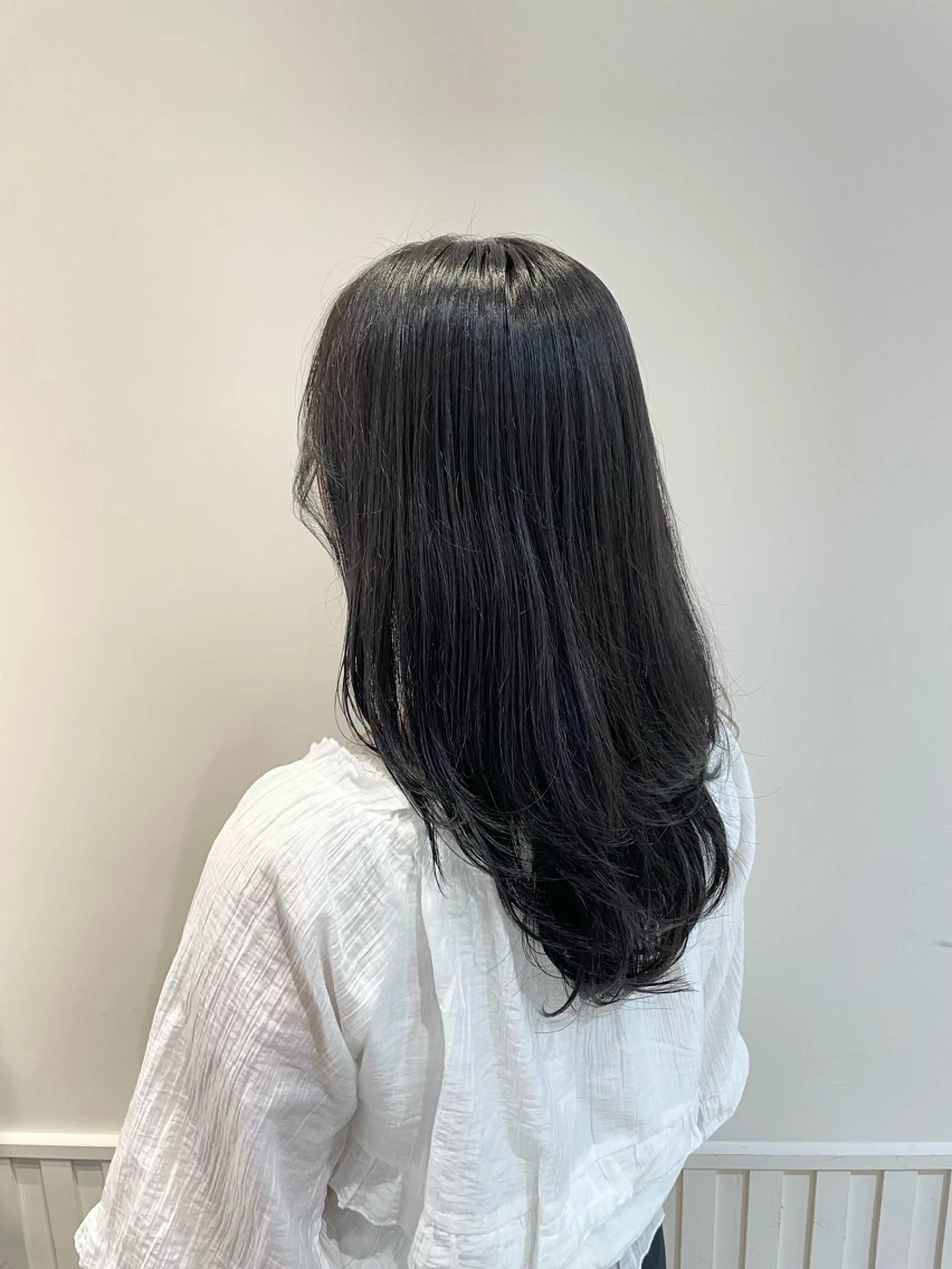 カラー 黒髪 ブルーカラー ブルーブラック 透明感カラー ウルフカット/ハイト ーン🎀mizukiのヘアスタイル