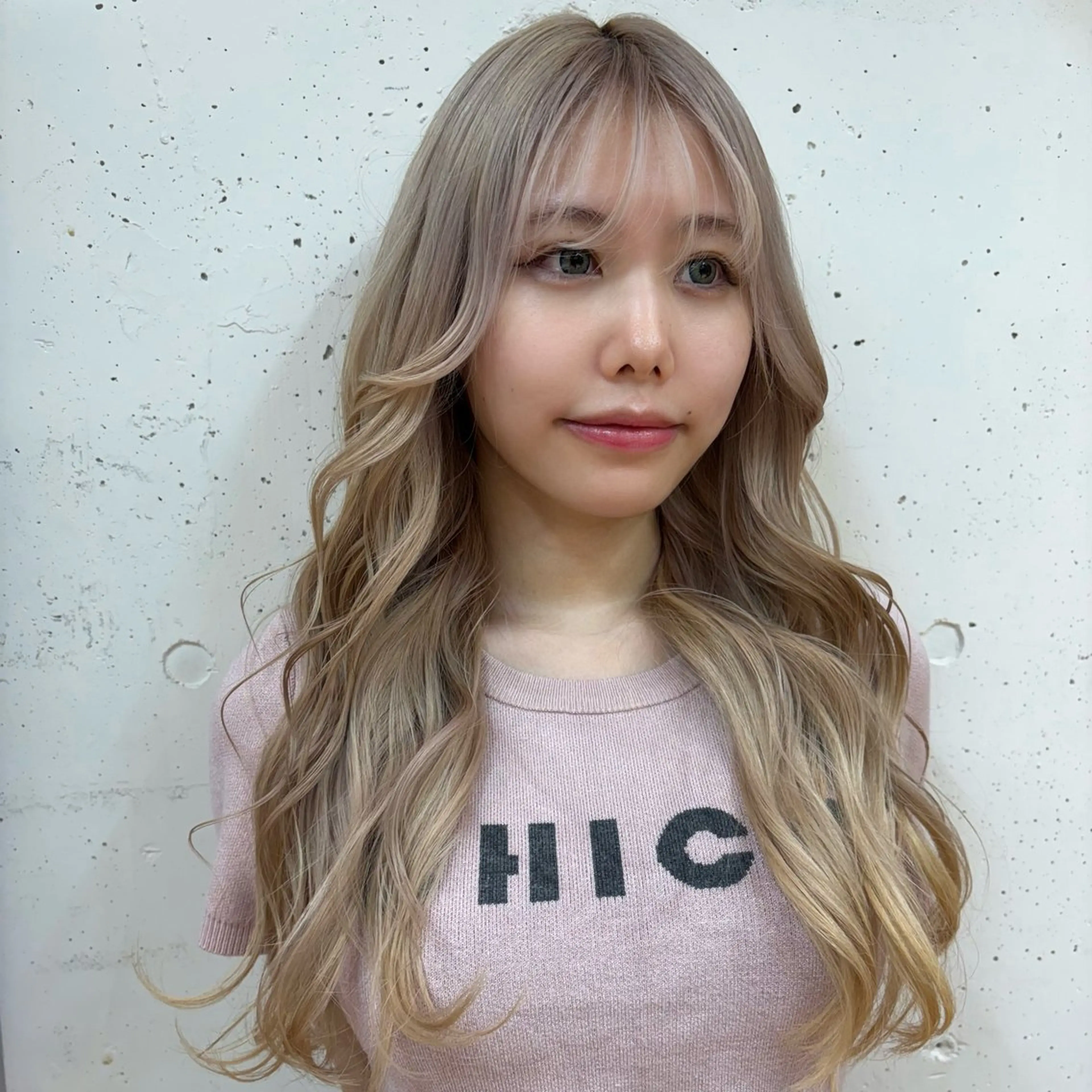 ロング ヘアカラー ハルカ/暖色カラー/ ダブルカラーのヘアスタイル