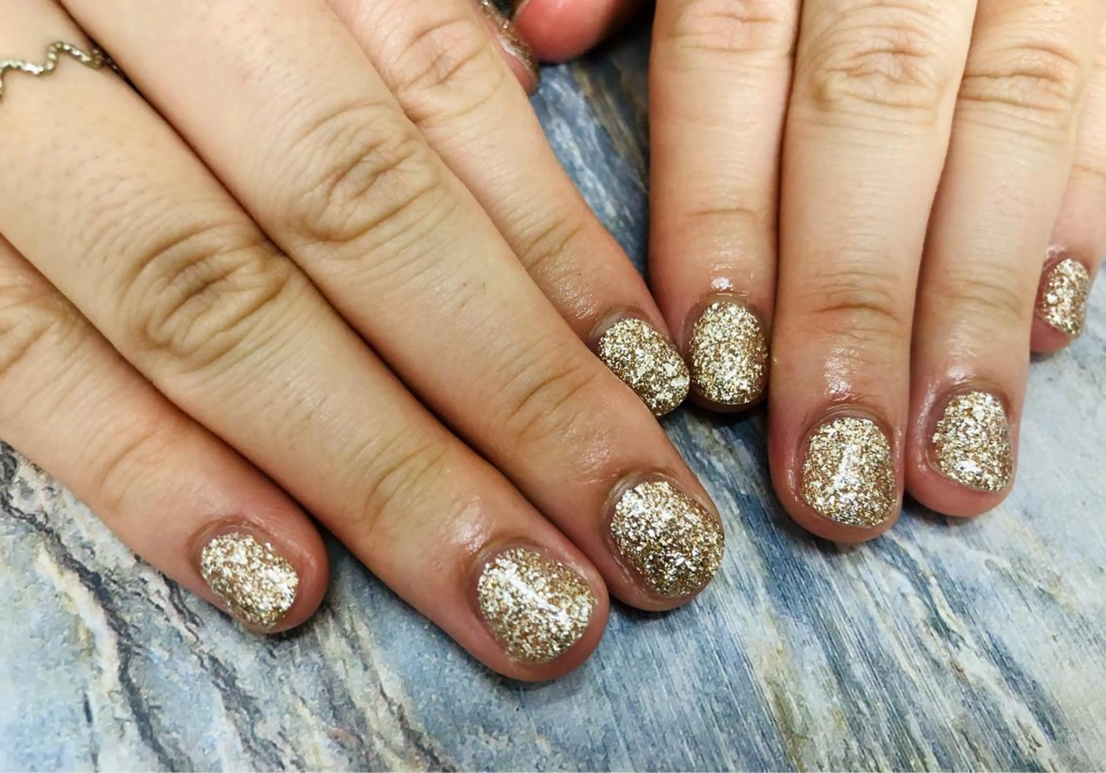 ネイル ラメ(グリッター) ワンカラーネイル ハンドネイル mogunail &blowのネイルデザイン