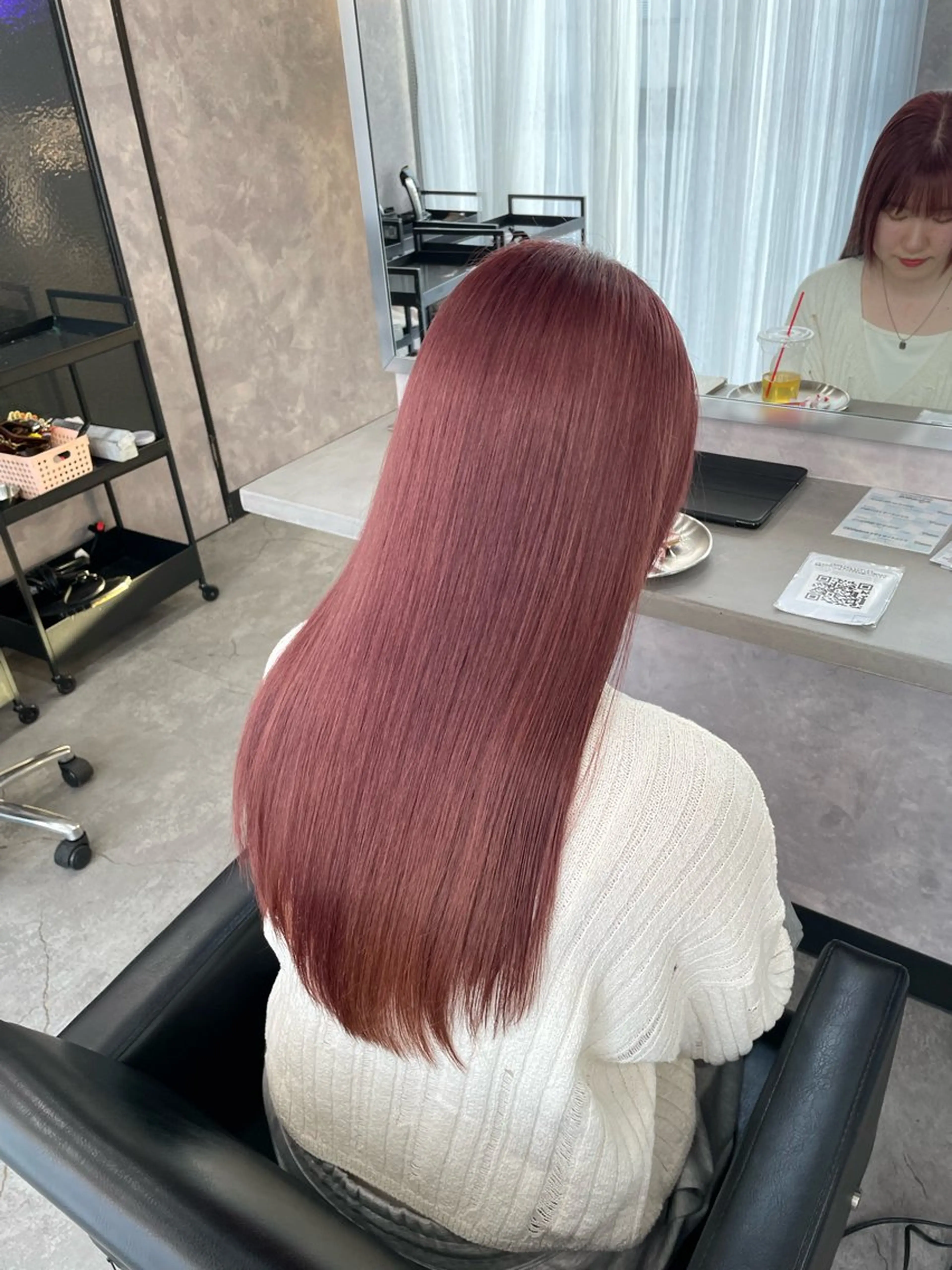 ロング カラー 透明感カラー ピンクカラー ヘアカラー トリートメント 手塚 由佳のヘアスタイル