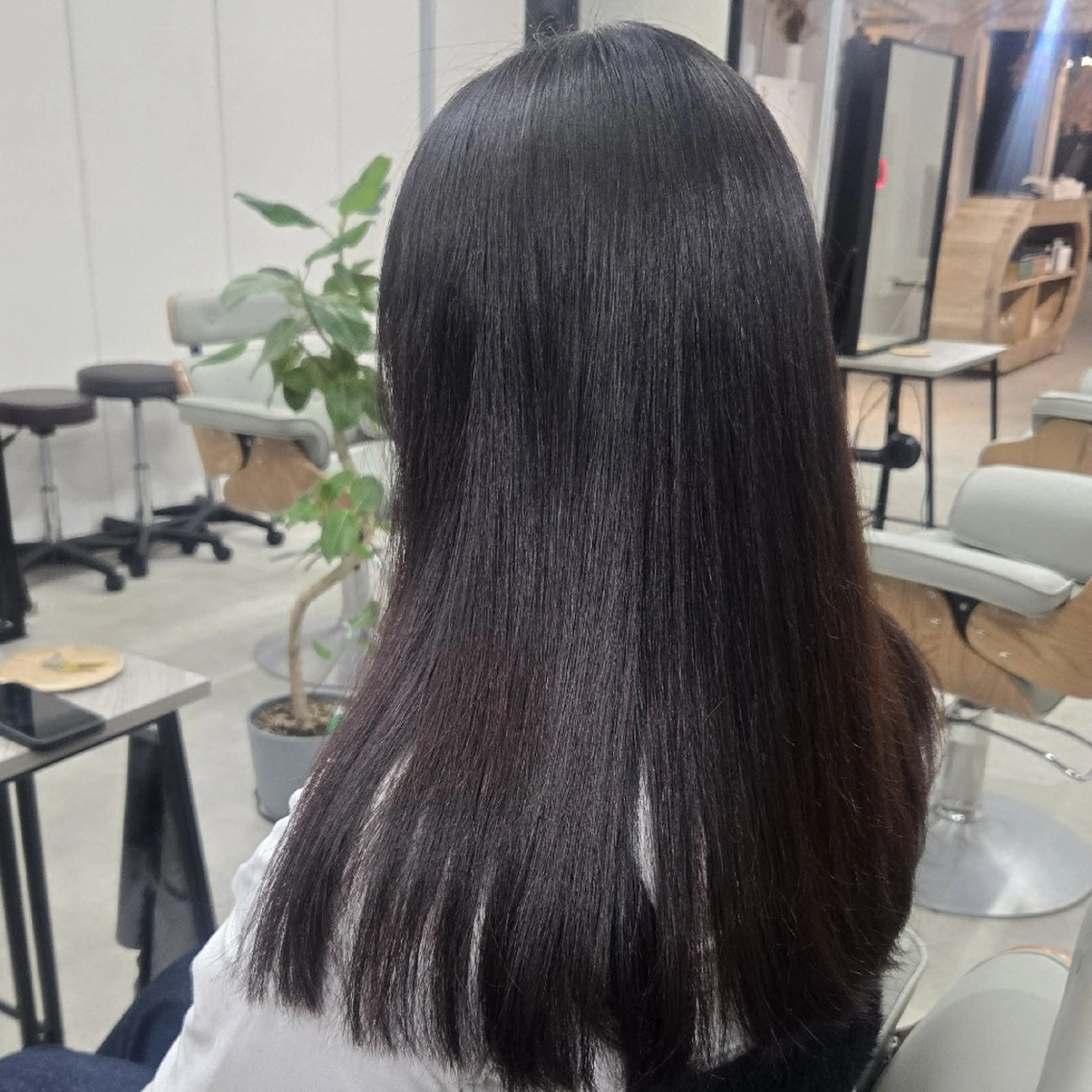 ロング カット 縮毛矯正 ブリーチ┊︎縮毛矯正 特化◎mikuのヘアスタイル