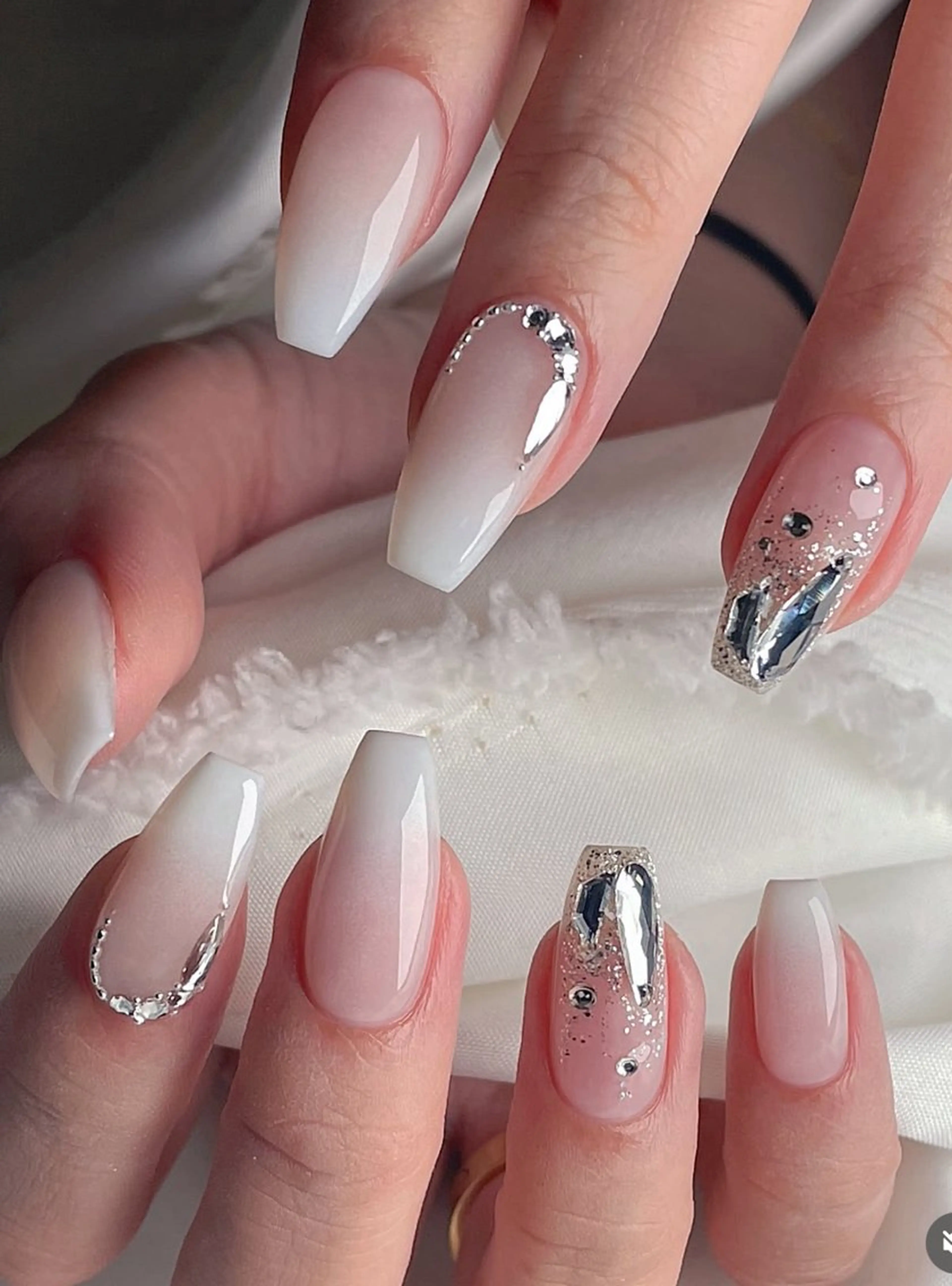 ネイル ハンドネイル 🎀Lilla💎 Nail Salonのネイルデザイン