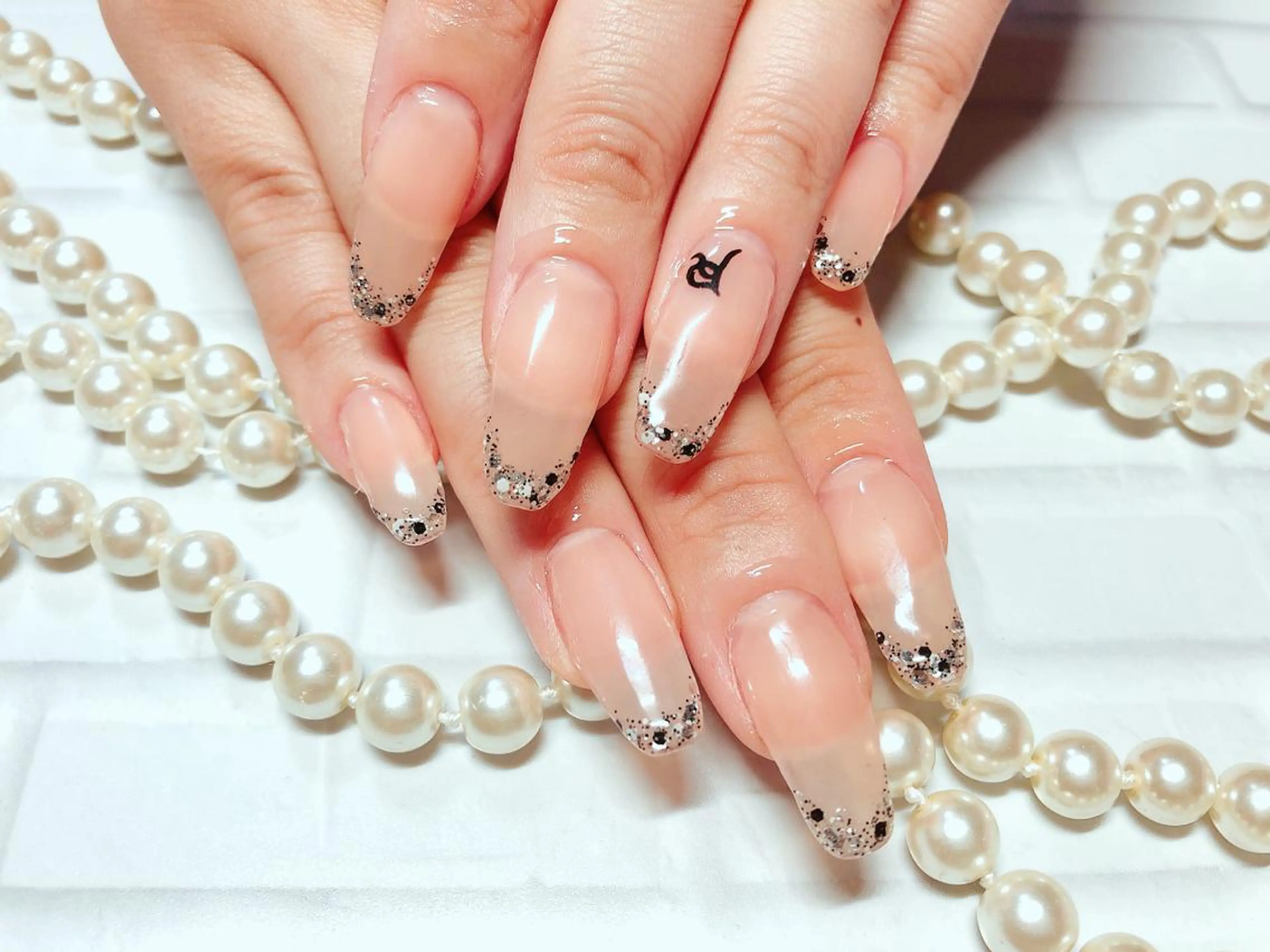 ネイル シンプルネイル スクエアネイル ハンドネイル ハンドケア ネイルサロン HARRYS所属・ネイル･脱毛サロン HARRYSのエステ・リラクイメージ