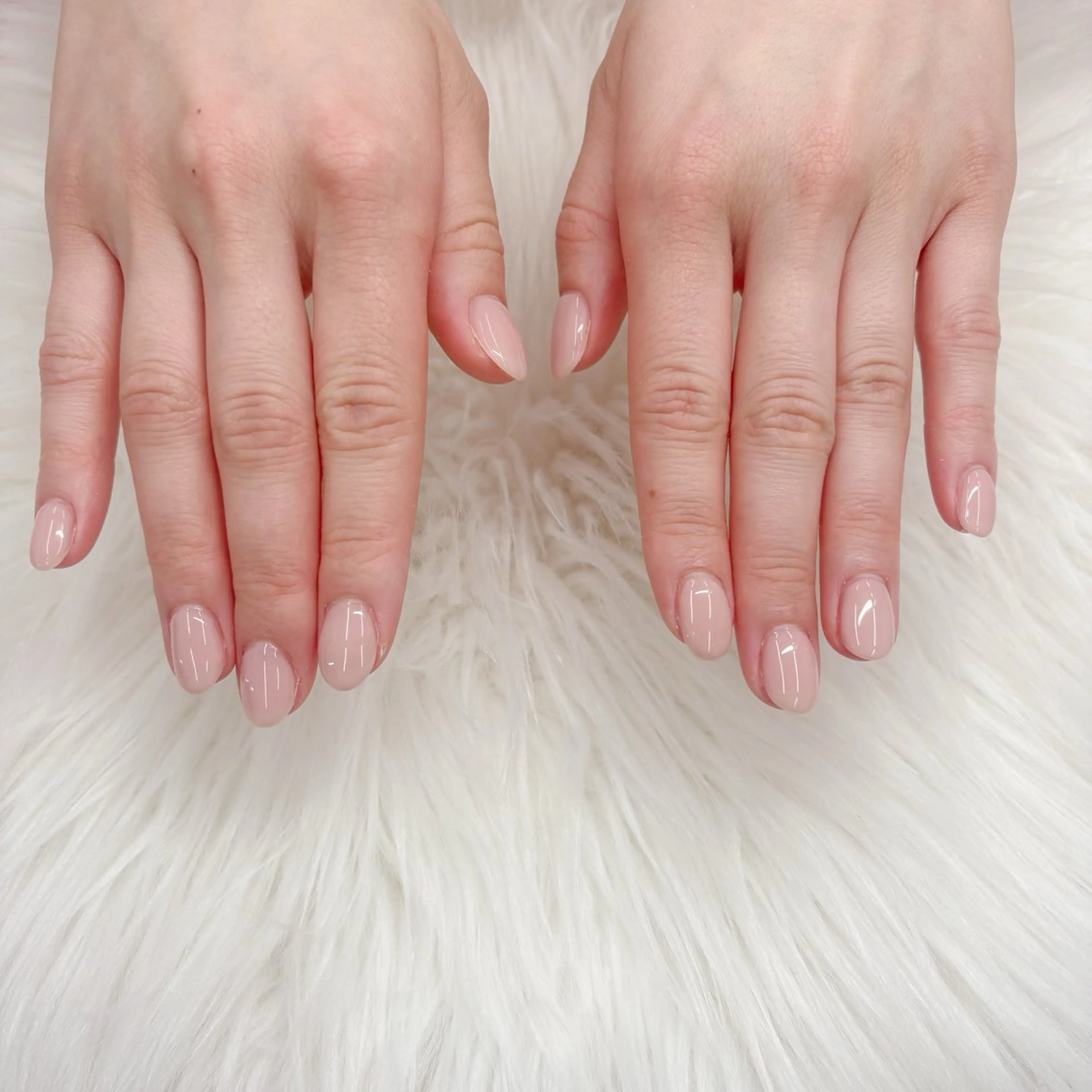 ネイル オフィスネイル シンプルネイル ハンドネイル エリクサーネイル池袋 大谷のネイルデザイン