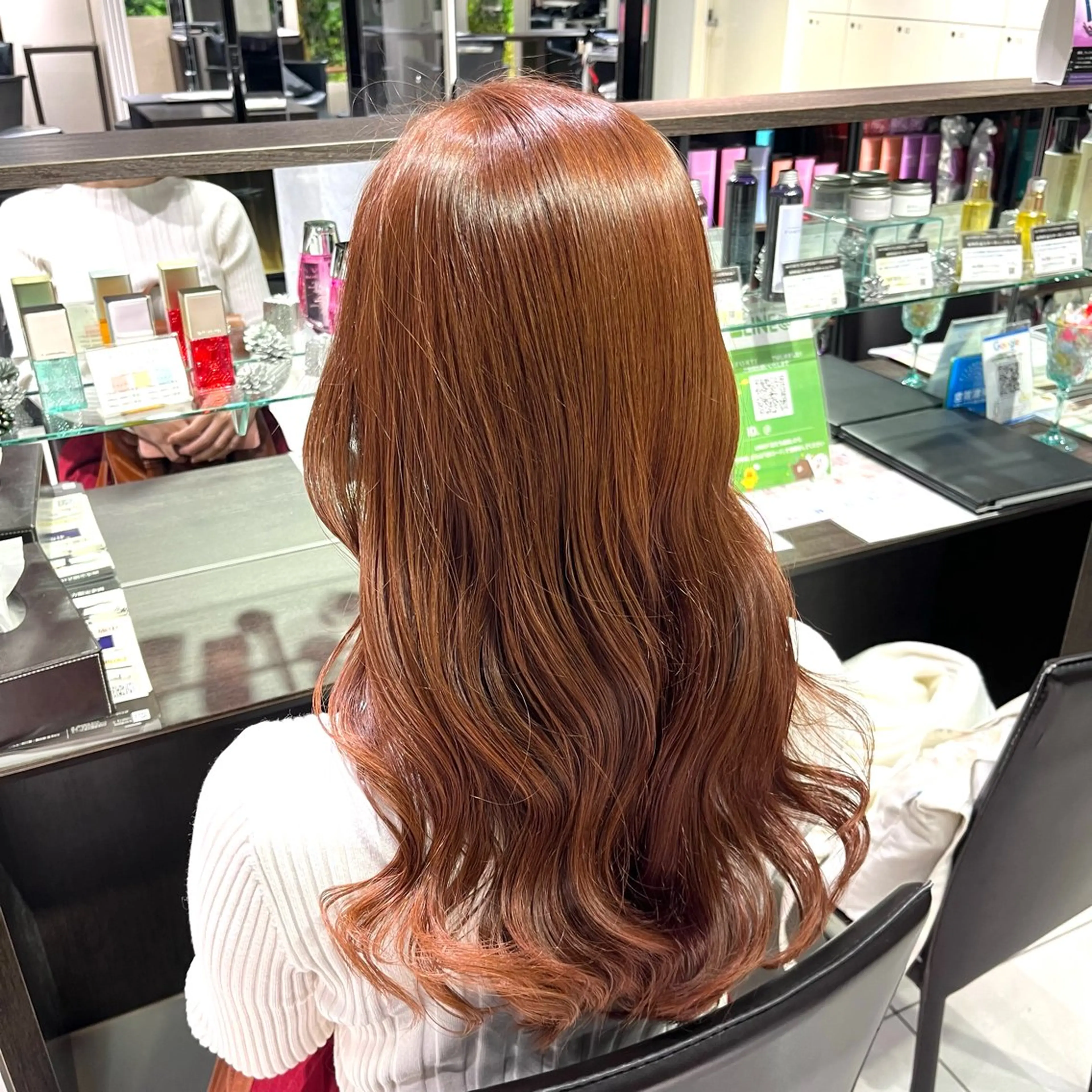 ロング ヘアカラー レイヤー×艶髪🤎. 𝜗𝜚hitomiのヘアスタイル