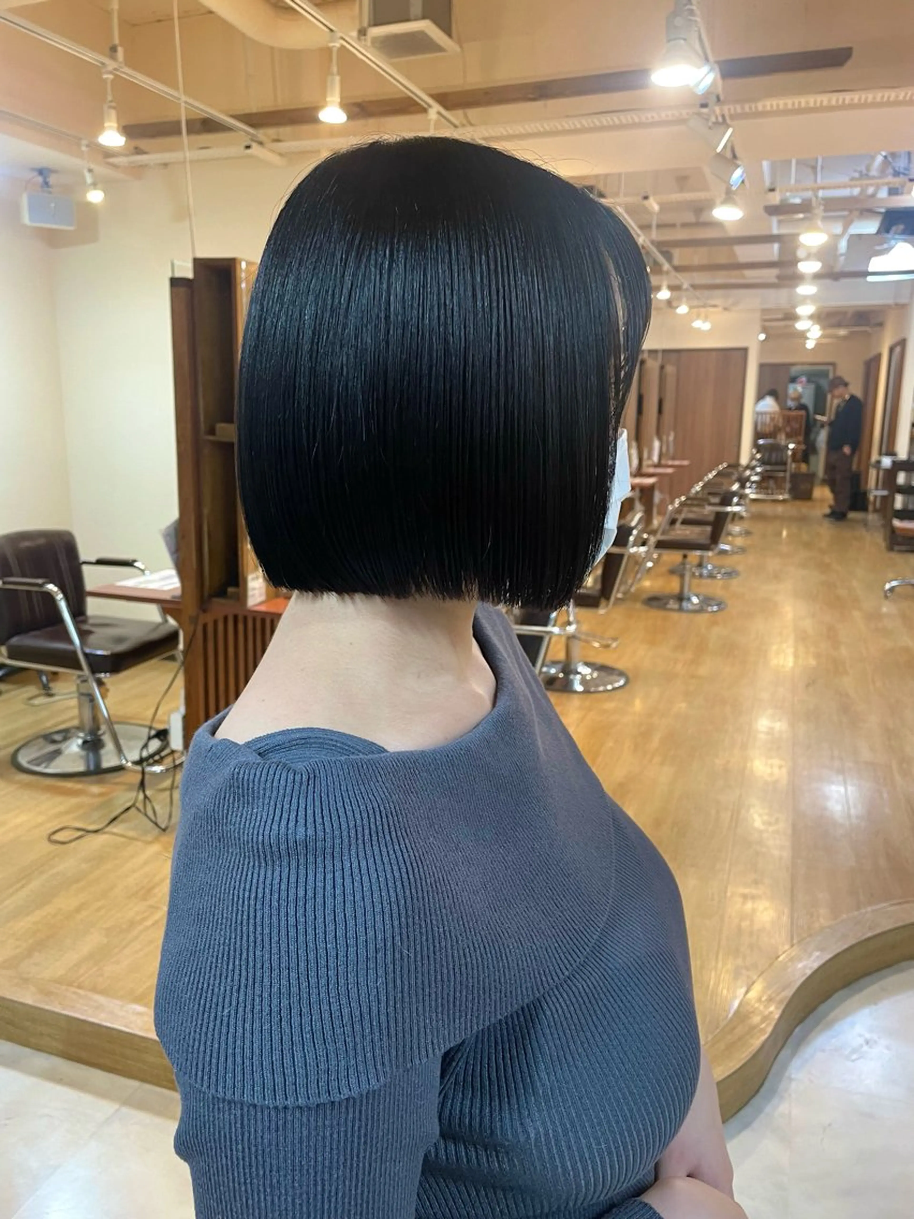 ショート ボブ カット 縮毛矯正 宮本 いぶきのヘアスタイル