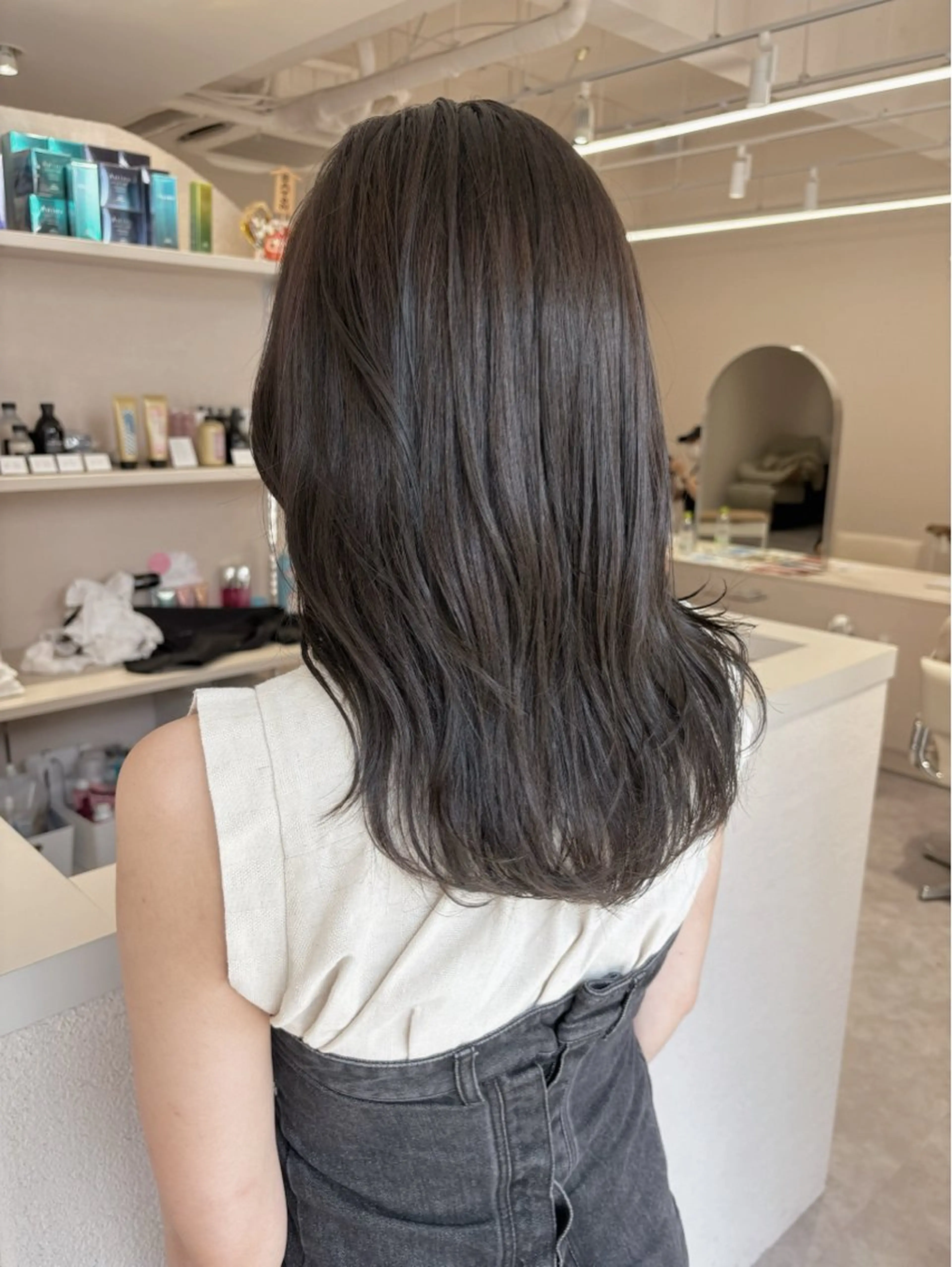 ミディアム カラー カット ヘアカラー メンズパーマ特化🔥 ツイスパ/シャドウのヘアスタイル