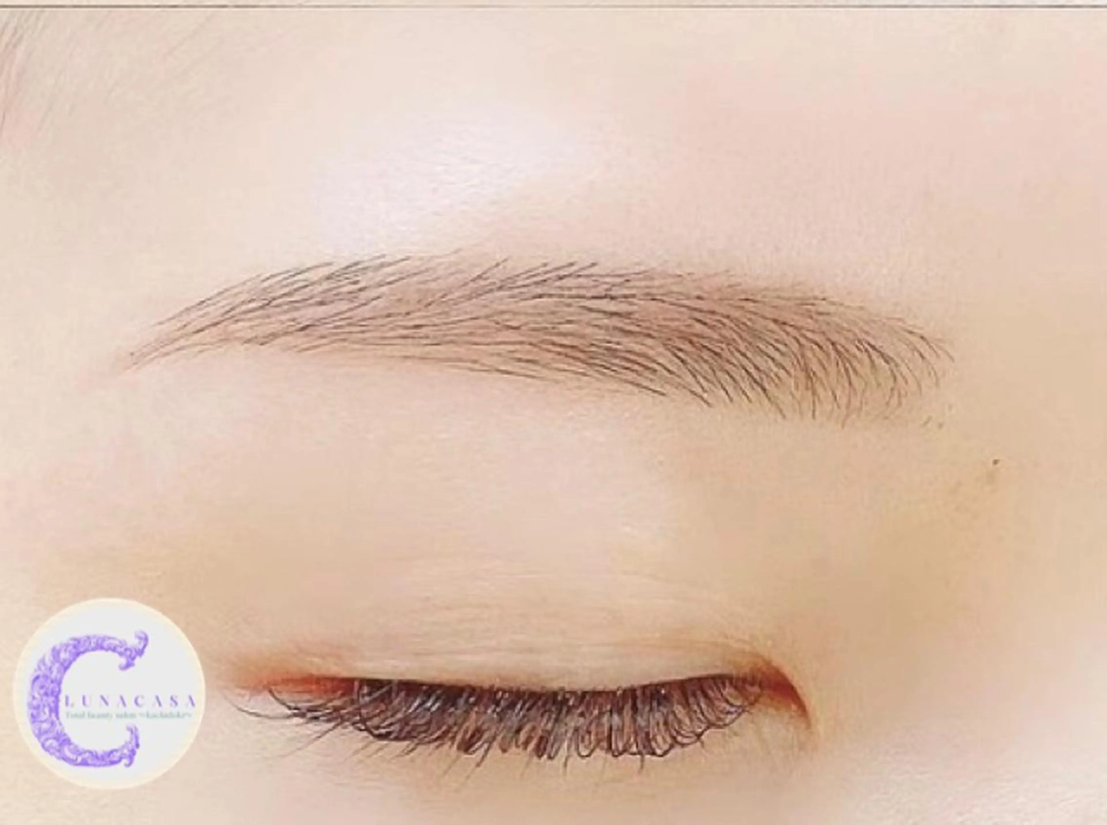 アイブロウ ルナ カーザのエステ・リラクイメージ