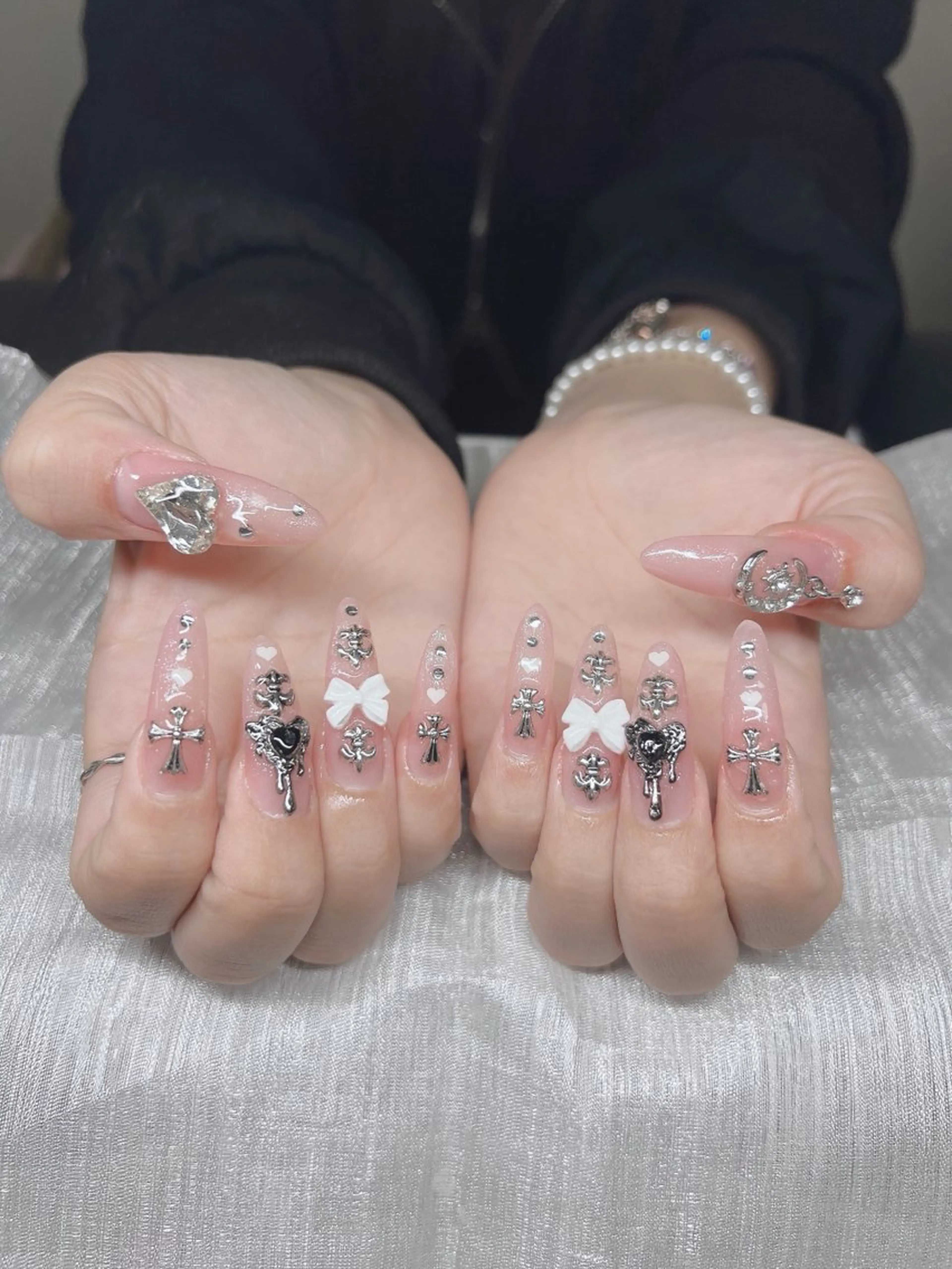 ネイル オーロラネイル チークネイル 長さ出し フットネイル フレンチネイル Lee Nails チップ長さだし専門店のネイルデザイン