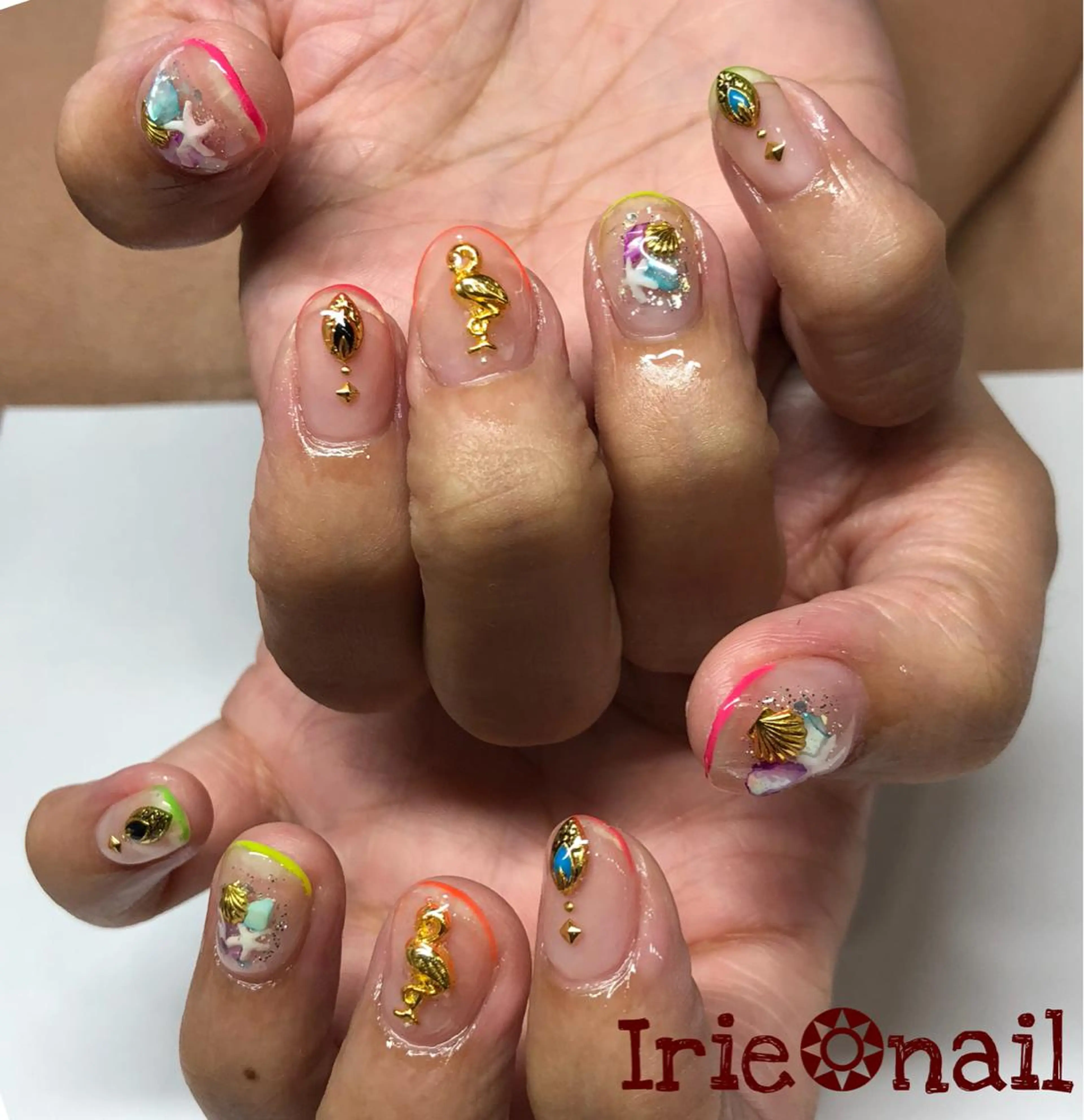 ネイル 與儀 知佳のネイルデザイン