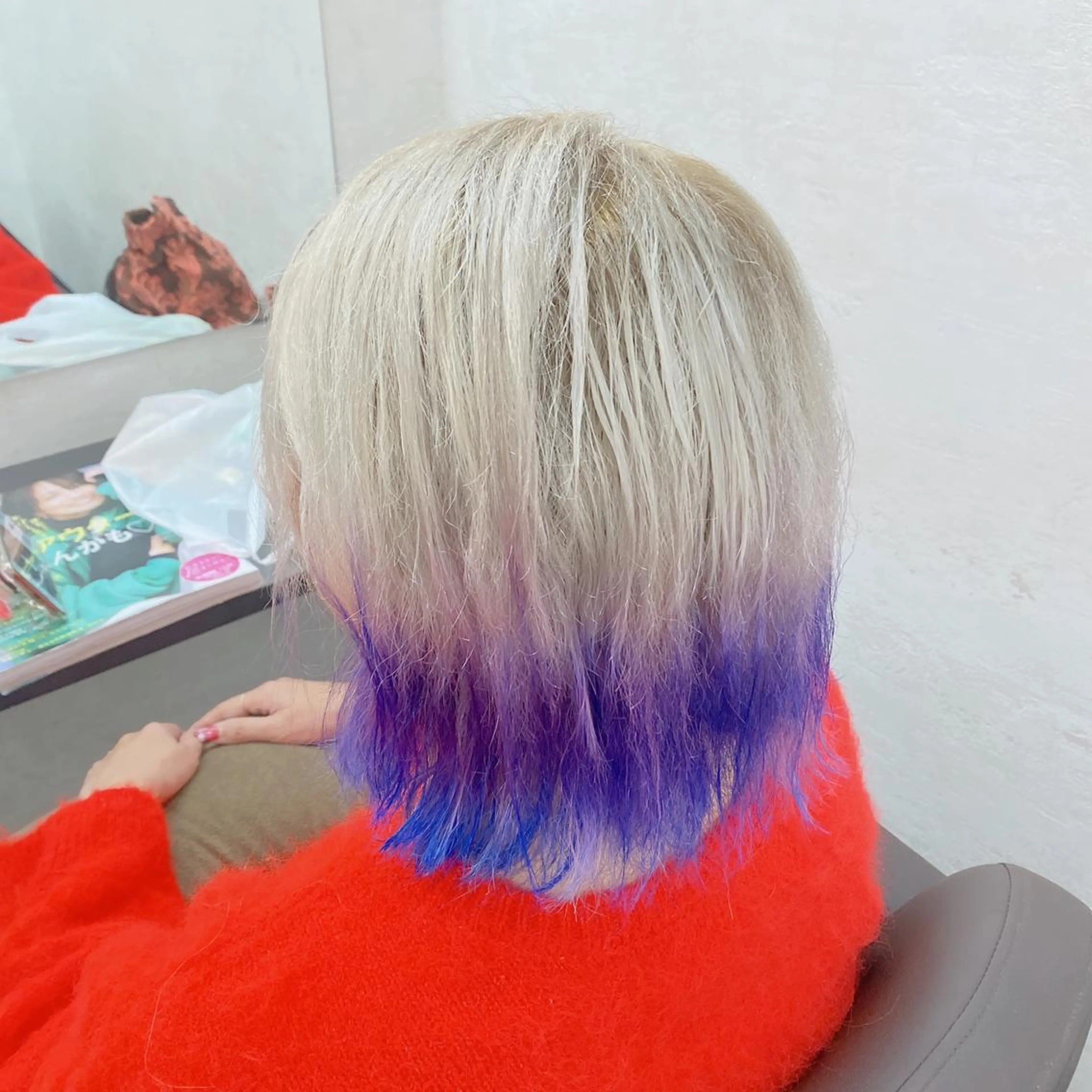 カラー SAKA GUCHIのヘアスタイル