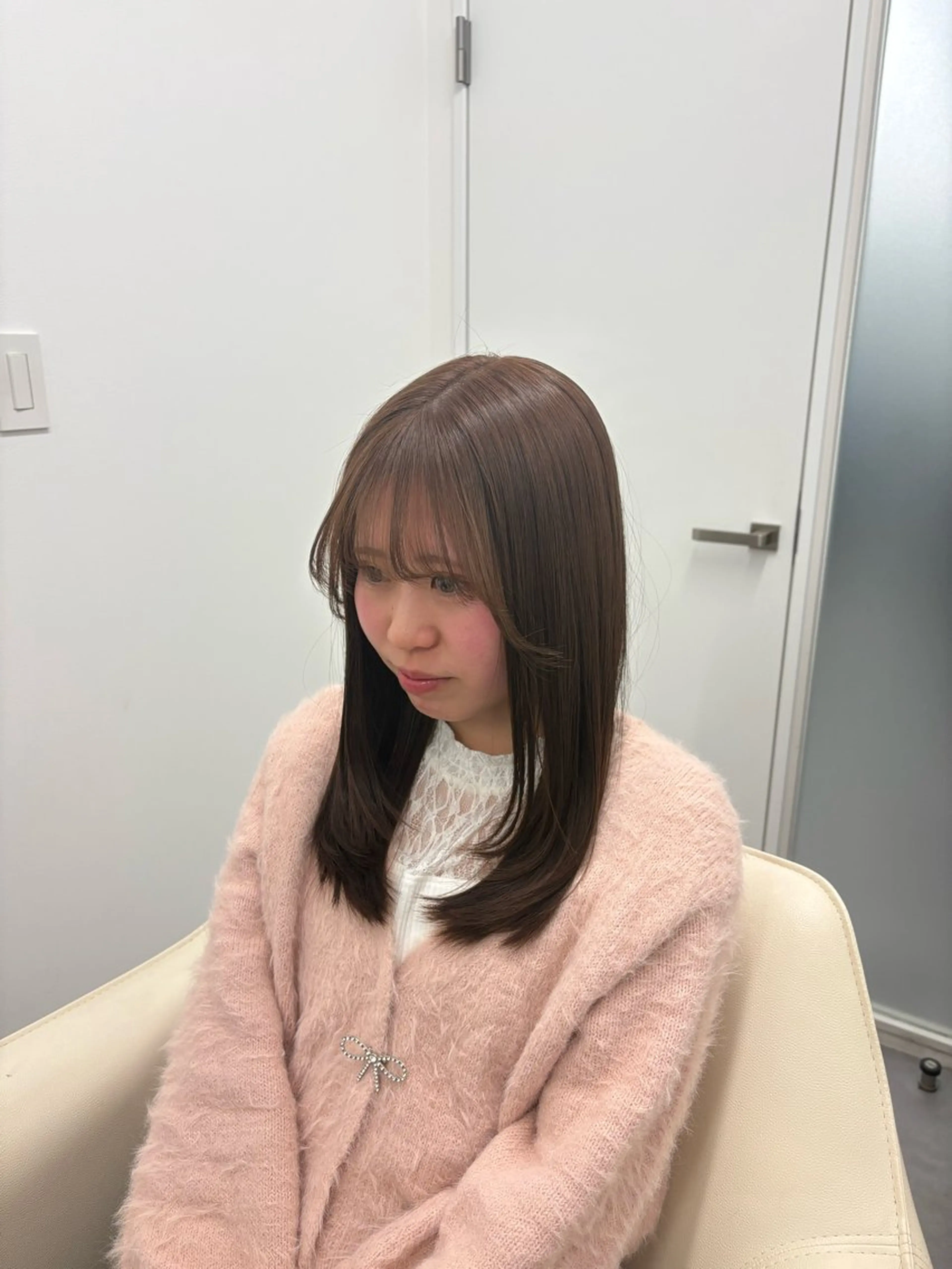 セミロング カラー ヘアカラー トレンド甘めガーリー Mizuki☁️🫧のヘアスタイル