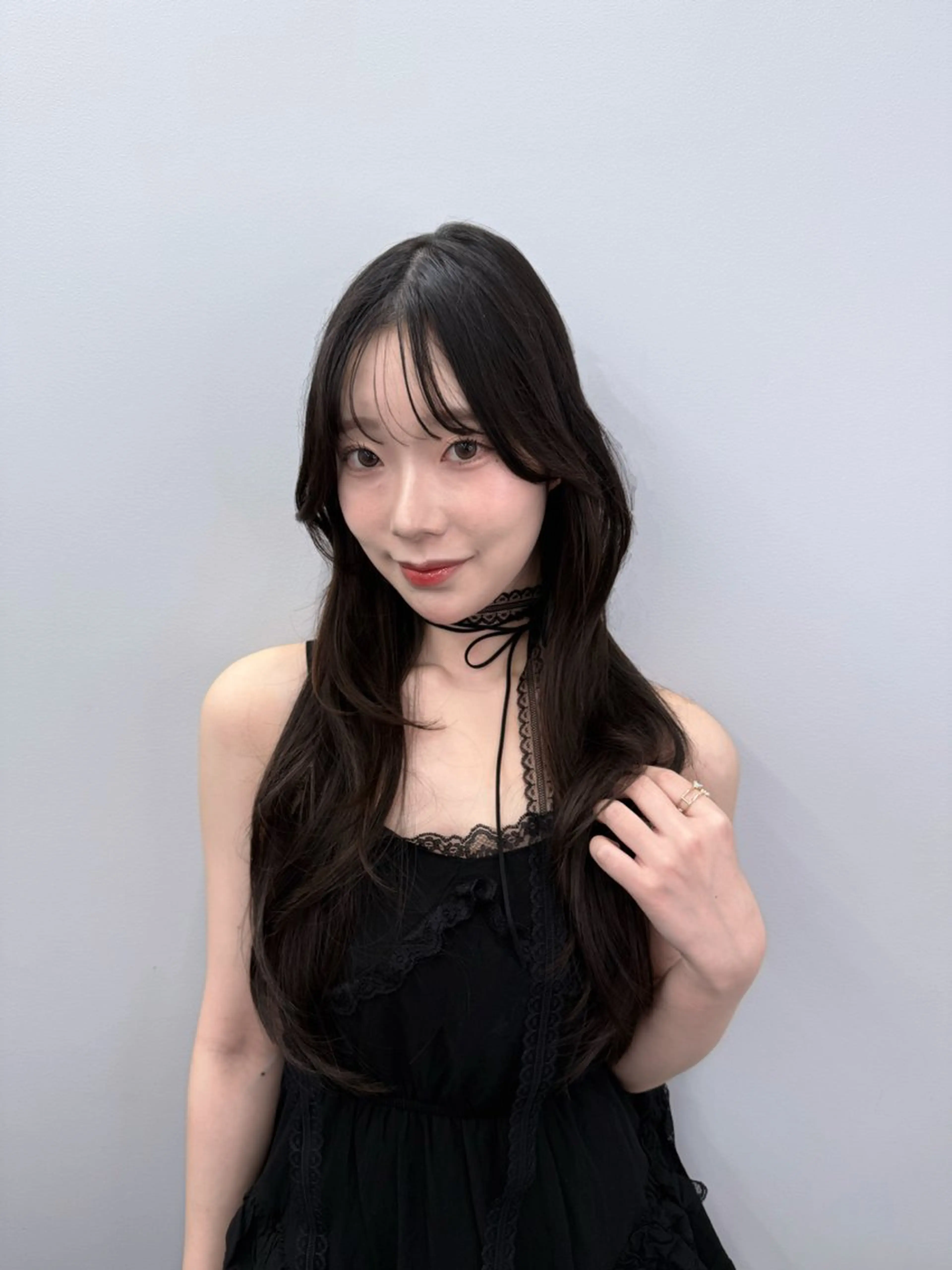 セミロング ヘアカラー SARINA ROCCO3rdのヘアスタイル