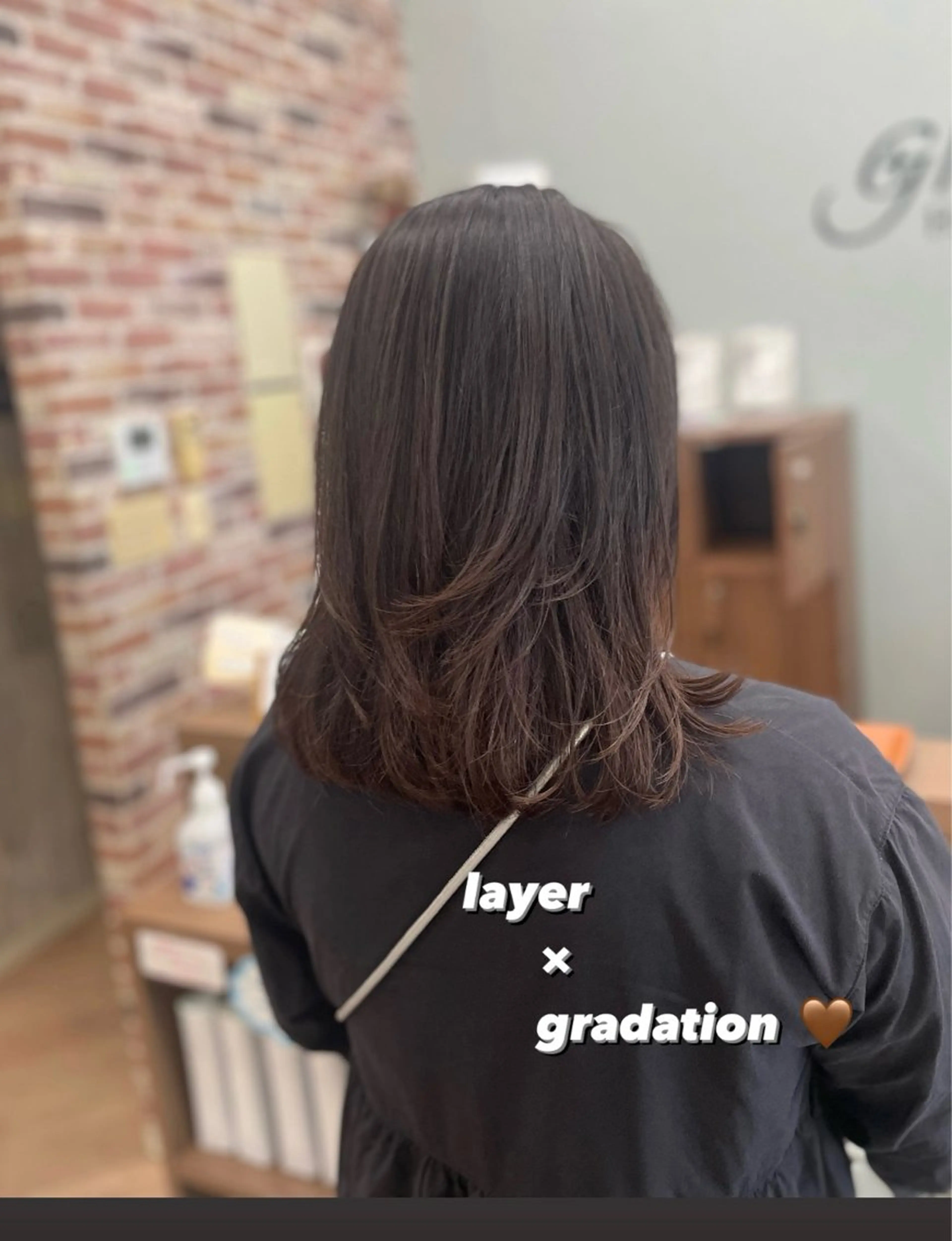 セミロング レイヤーカット シミズ カエデ🍁のヘアスタイル